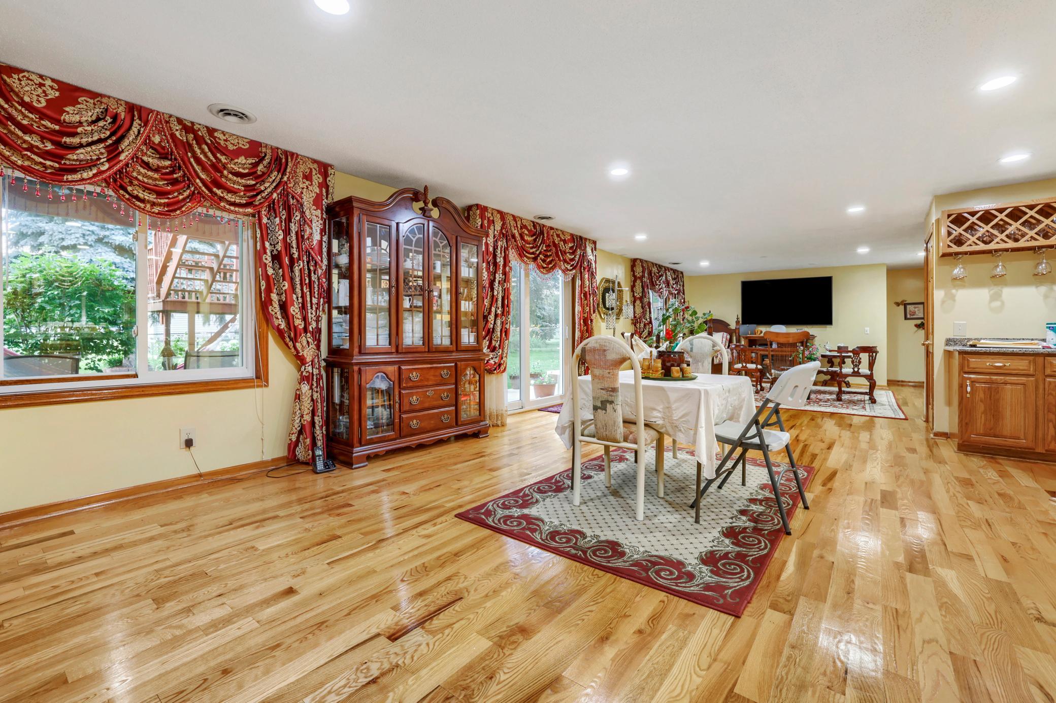 1st image of 7200 89th Ave N, Brooklyn Park, MN 55445 | MLS# 7103389