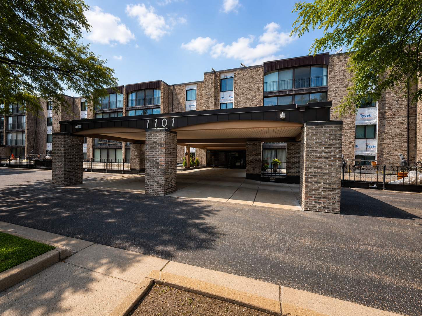 2nd image of 1101 Sibley Memorial Hwy, Lilydale, MN 55118