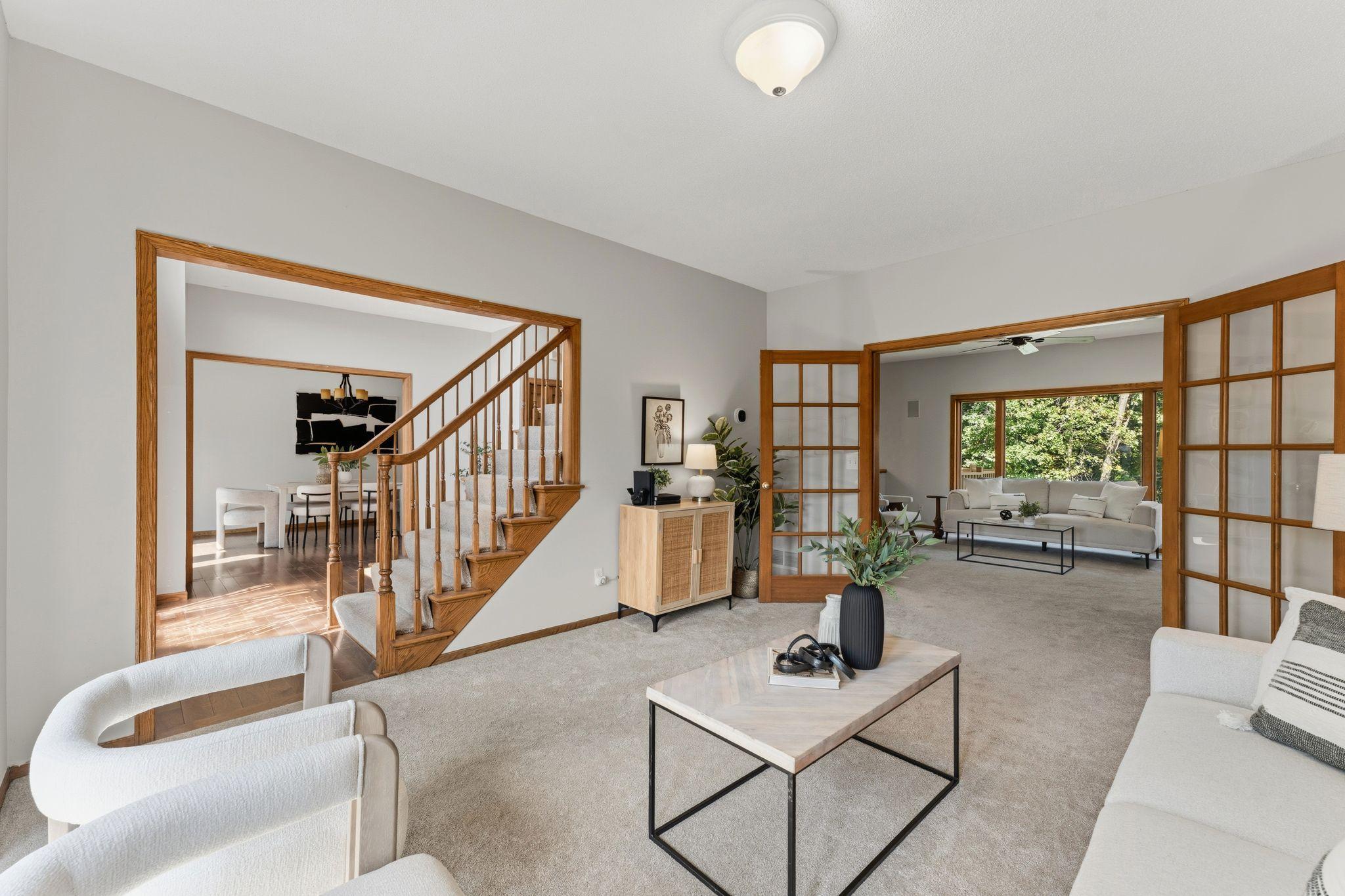 4th image of 339 Oak Ridge Dr, Vadnais Heights, MN 55127 | MLS# 7103471