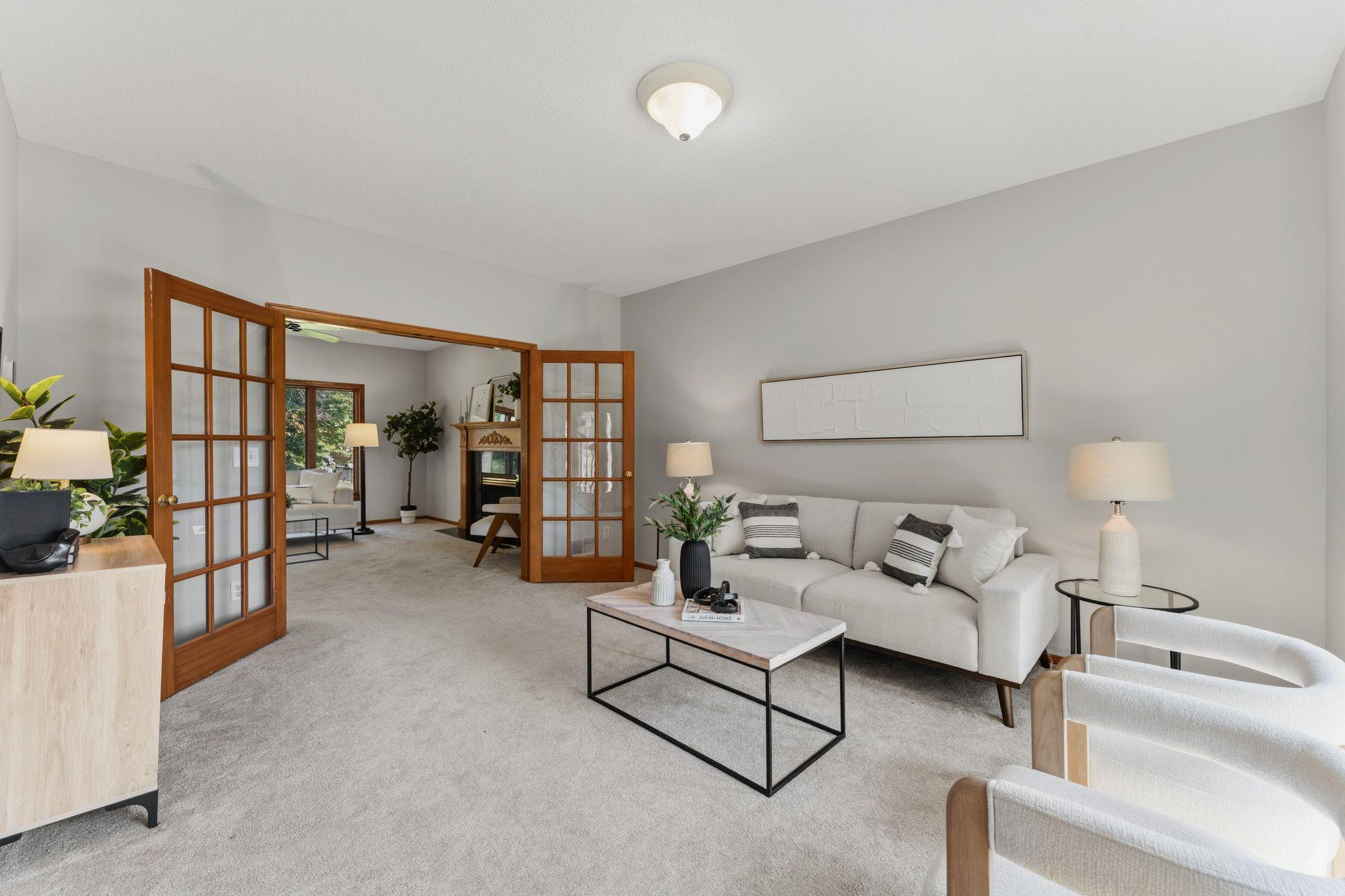 5th image of 339 Oak Ridge Dr, Vadnais Heights, MN 55127 | MLS# 7103471
