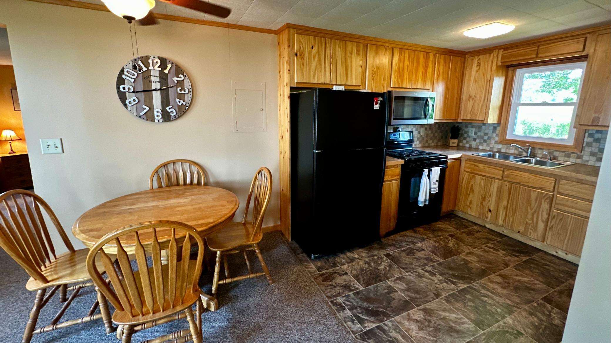 24th image of 20528 S Lakeshore Dr, Glenwood, MN 56334 | MLS# 7103492