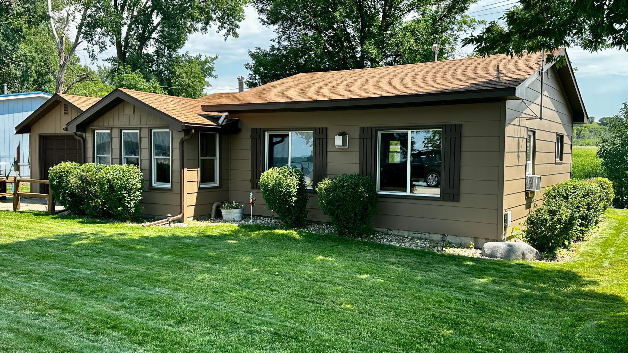1st image of 20528 S Lakeshore Dr, Glenwood, MN 56334 | MLS# 7103492
