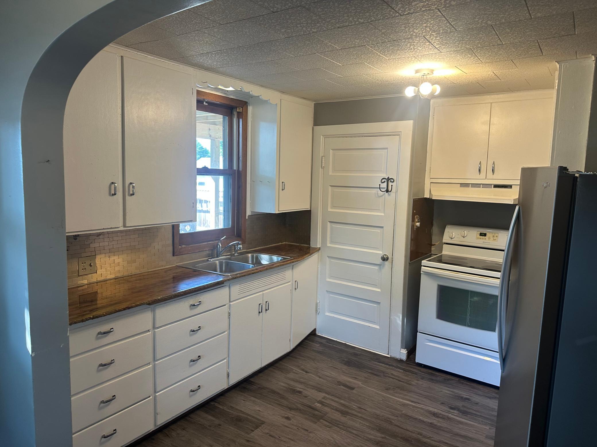 Homes for sale in Canby, MN | 313 Poplar Ave N, Canby, MN 56220 | MLS# 7103639