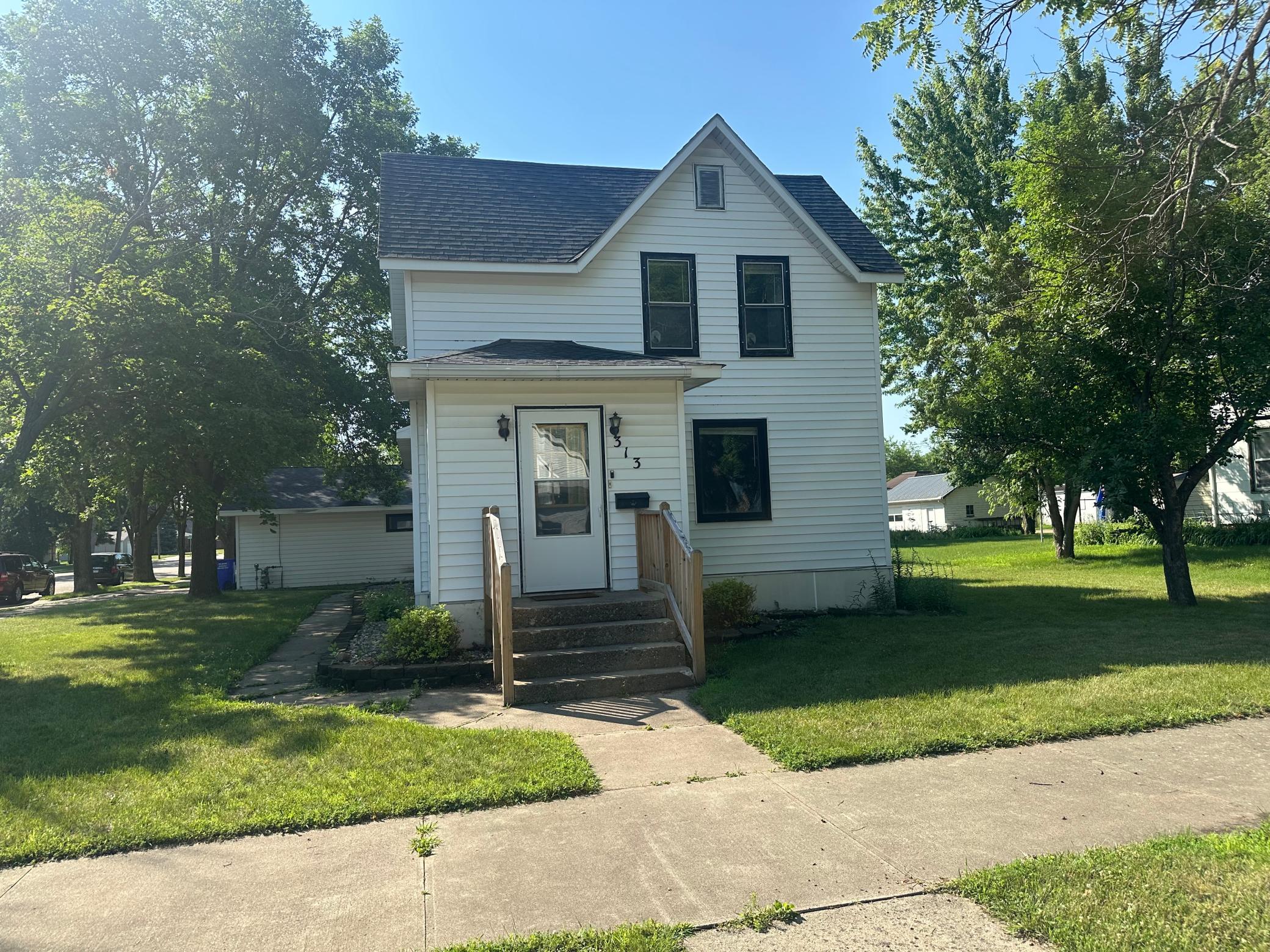 Homes for sale in Canby, MN | 313 Poplar Ave N, Canby, MN 56220 | MLS# 7103639