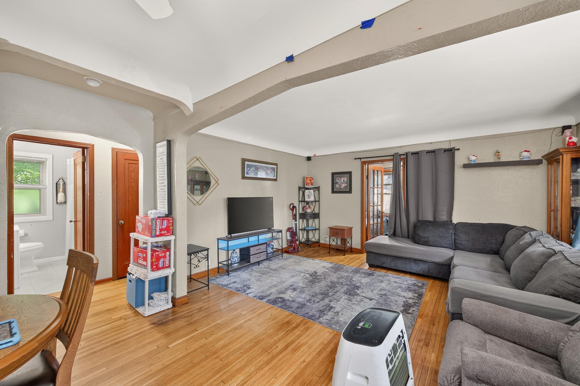 2nd image of 404 1st Ave S, South Saint Paul, MN 55075 | MLS# 7103776