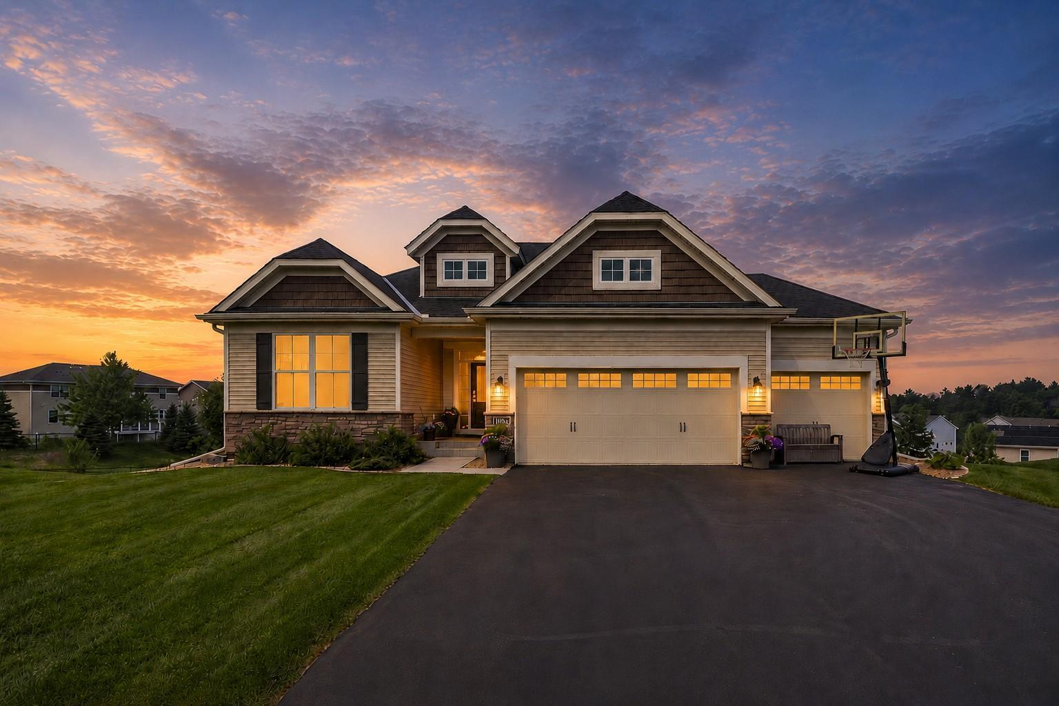 1st image of 1696 73rd St W, Inver Grove Heights, MN 55077 | MLS# 7103829