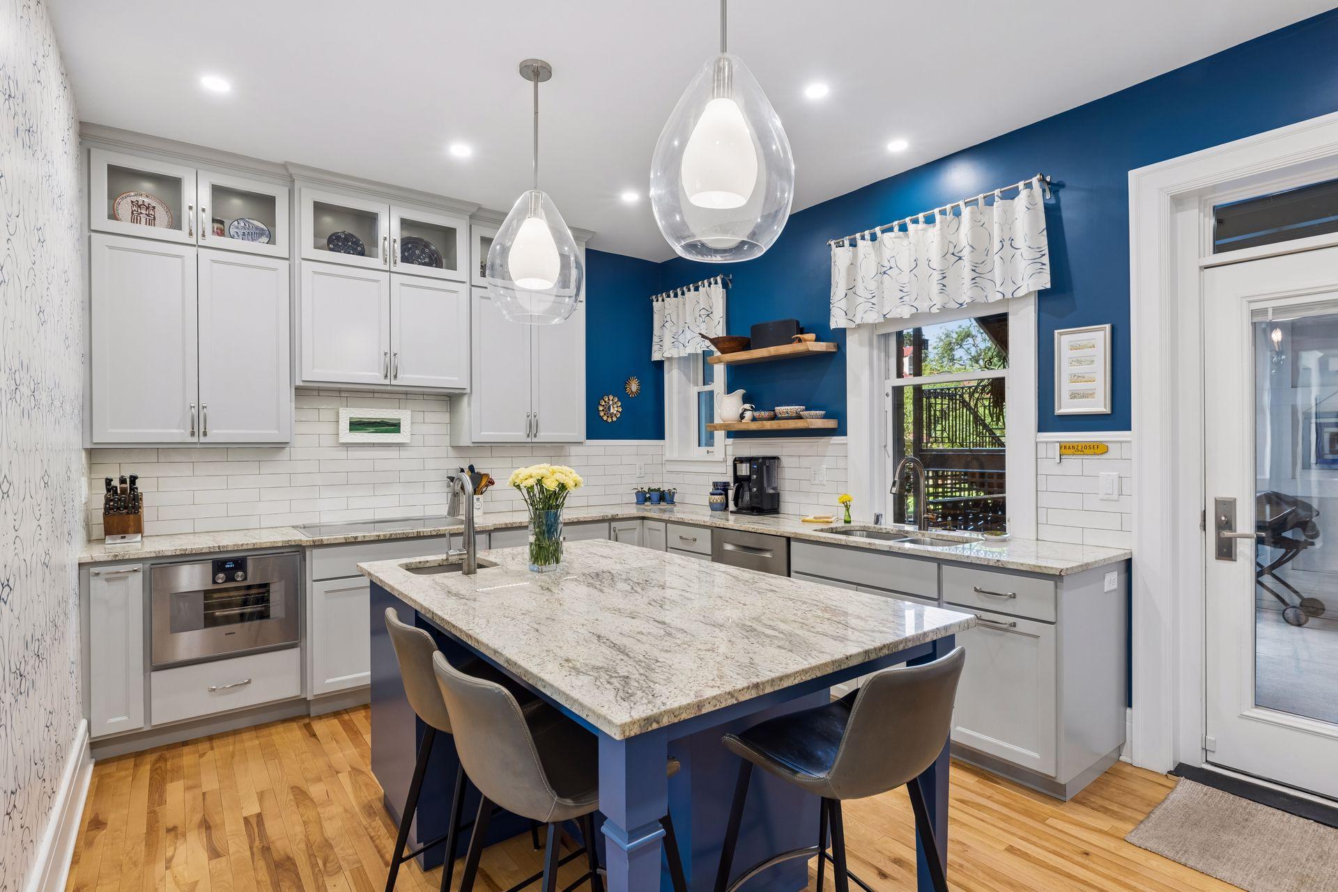 1st image of 436 Portland Ave #9, Saint Paul, MN 55102 | MLS# 7103983