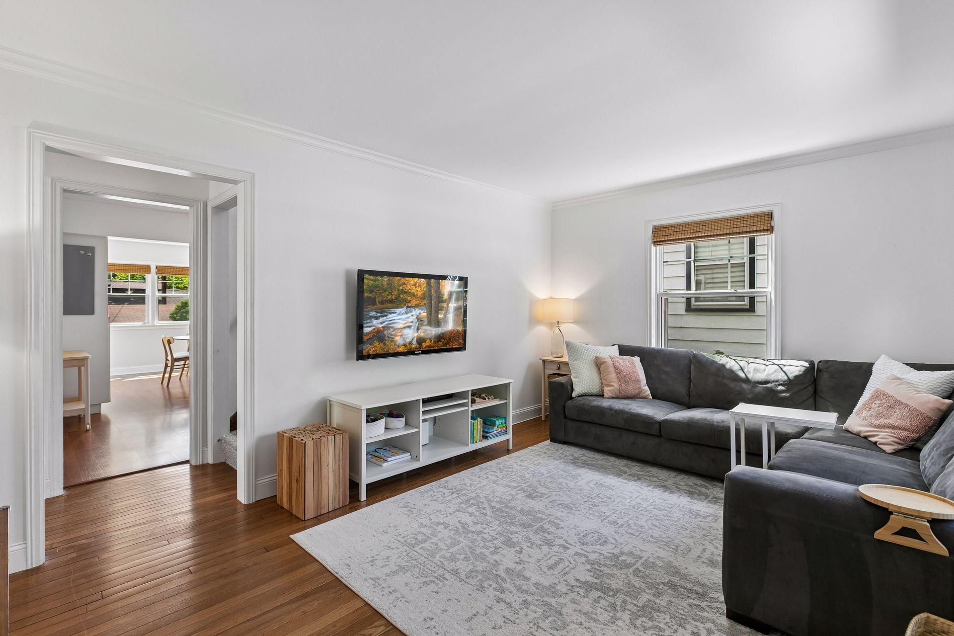 4th image of 2733 Georgia Ave S, Minneapolis, MN 55426 | MLS# 7103985