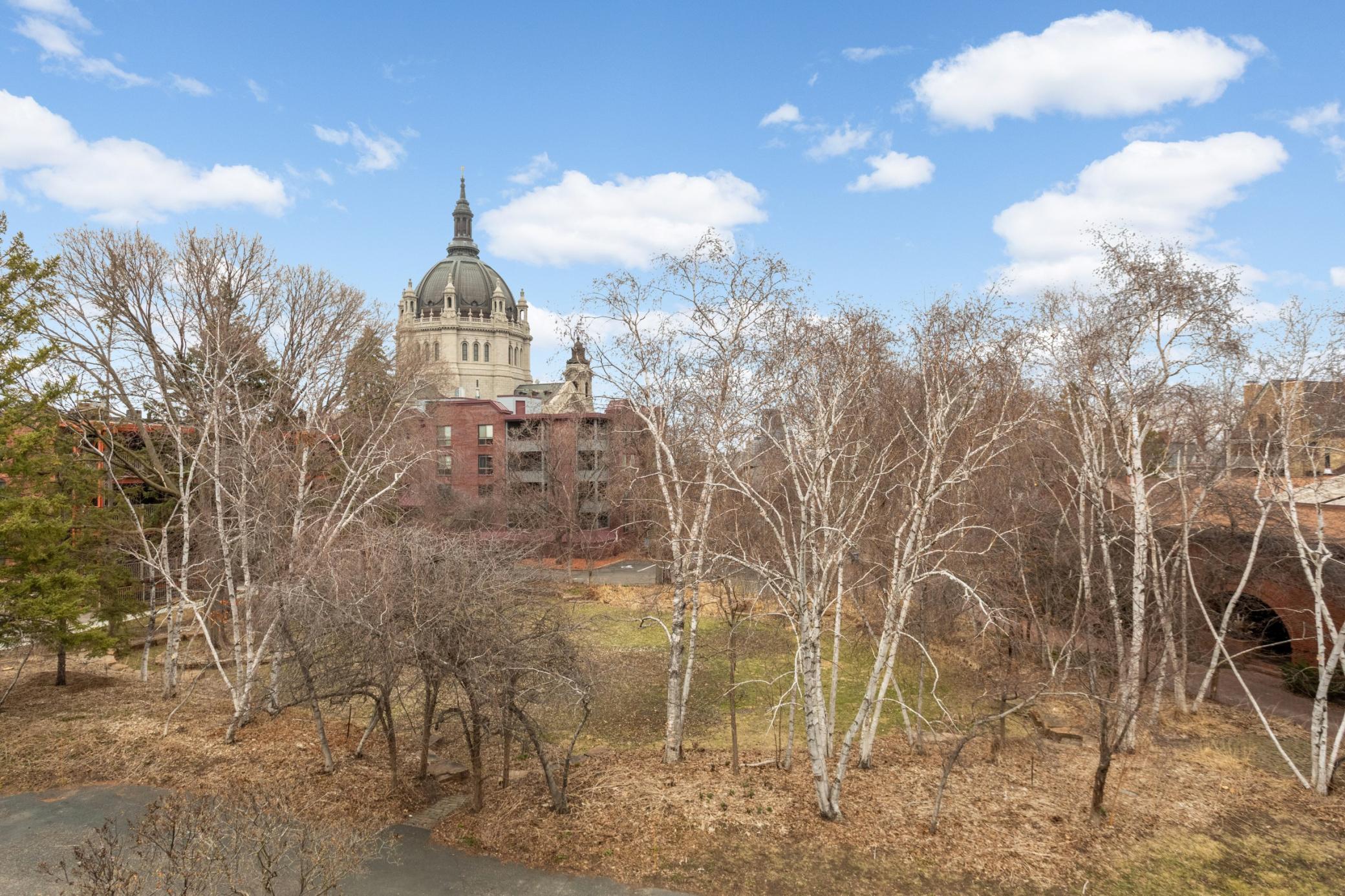 2nd image of 148 Nina St, Saint Paul, MN 55102