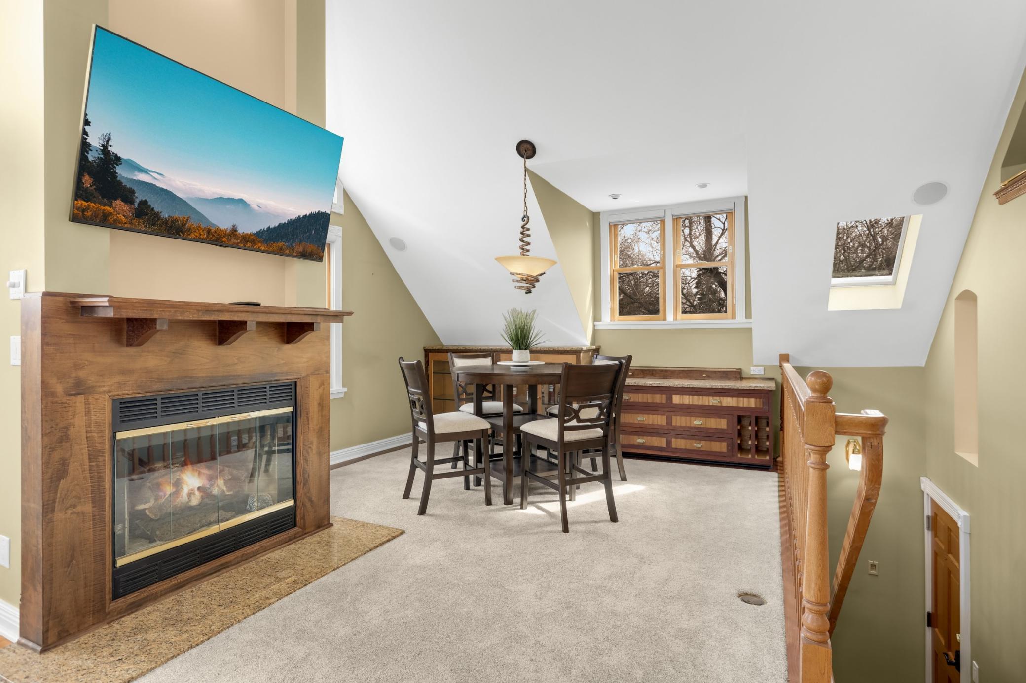 5th image of 148 Nina St, St. Paul, MN 55102