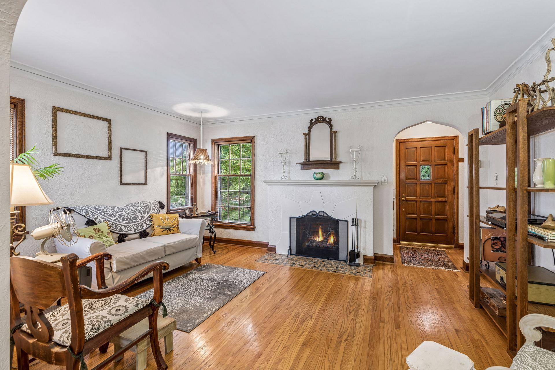 3rd image of 5721 Wentworth Ave, Minneapolis, MN 55419 | MLS# 7104137