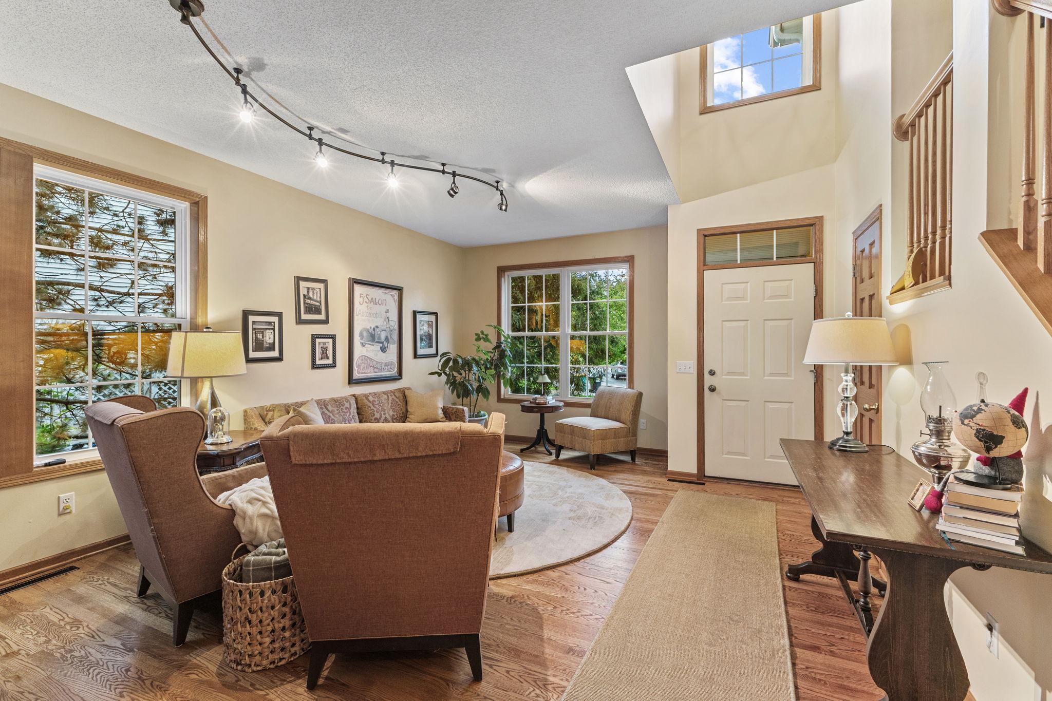 5th image of 14290 Flora Wy, Saint Paul, MN 55124 | MLS# 7104201
