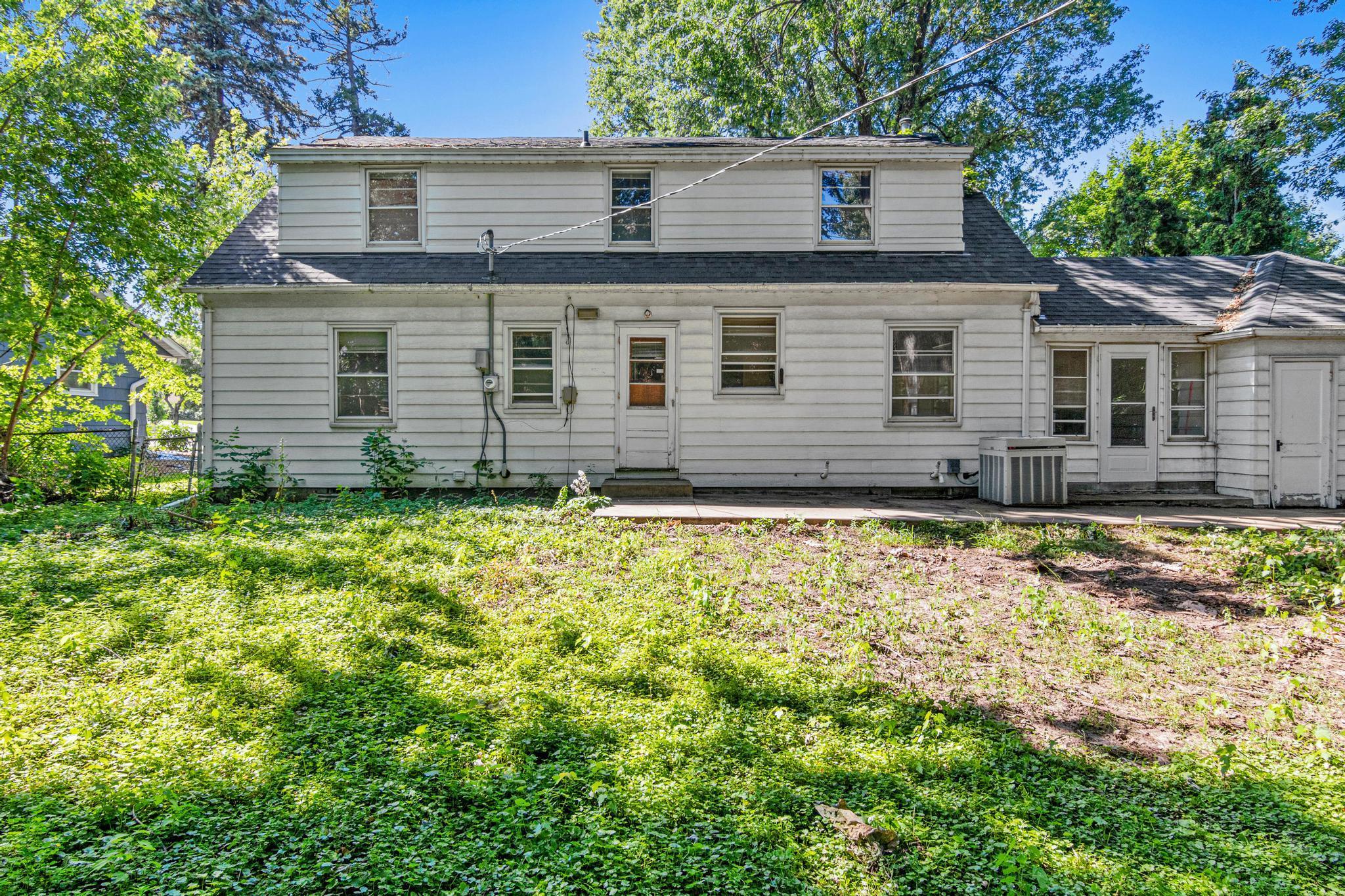Homes for sale in Falcon Heights, MN | 1531 Idaho Ave W, Falcon Heights, MN 55108 | MLS# 7104215