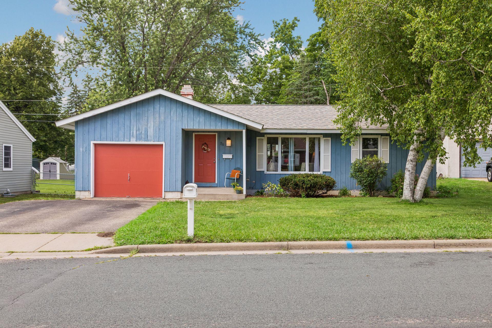 1st image of 711 Saint Croix St N, Hudson, WI 54016 | MLS# 7104224