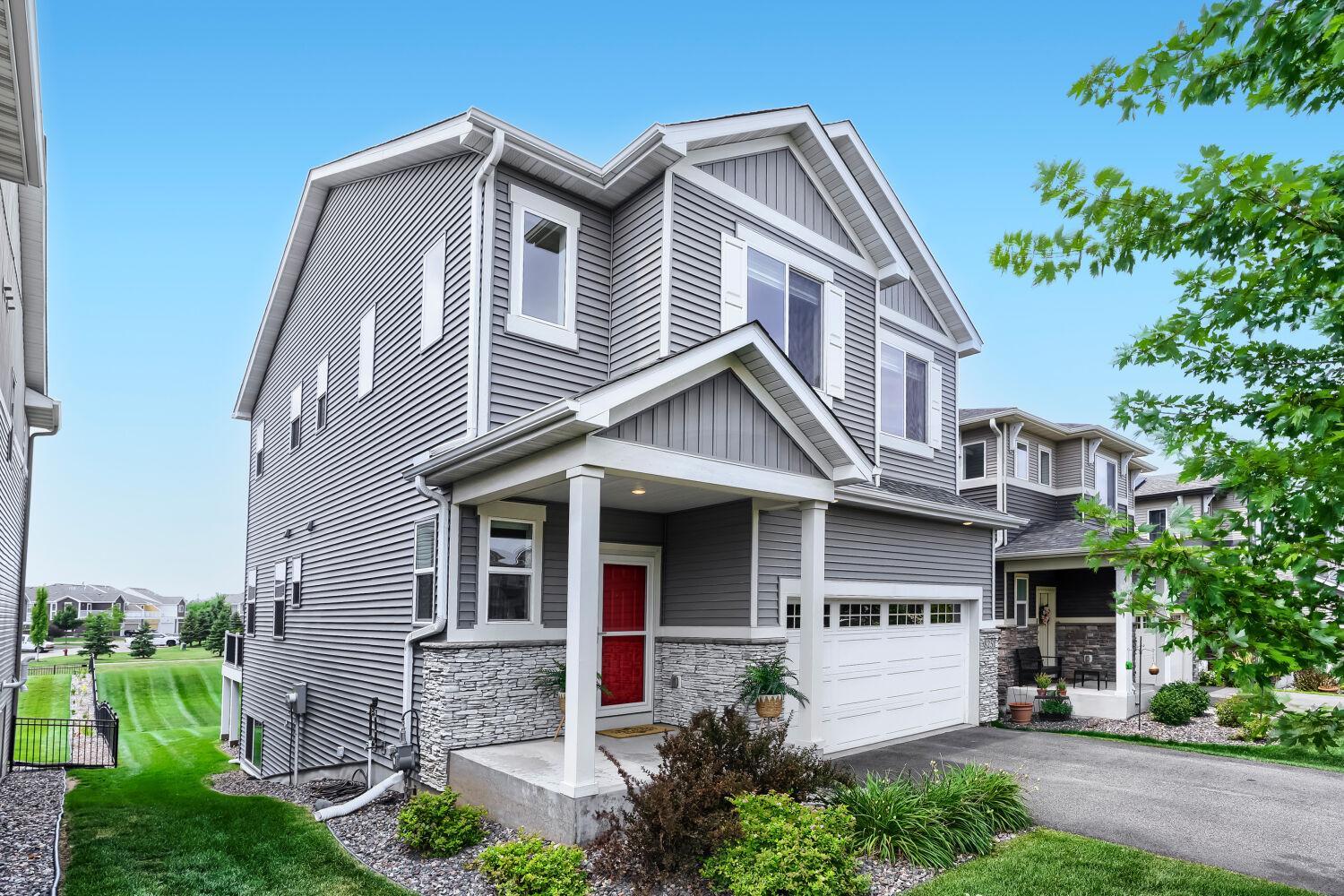 3rd image of 8251 Deerwood Ln N, Maple Grove, MN 55369 | MLS# 7104240