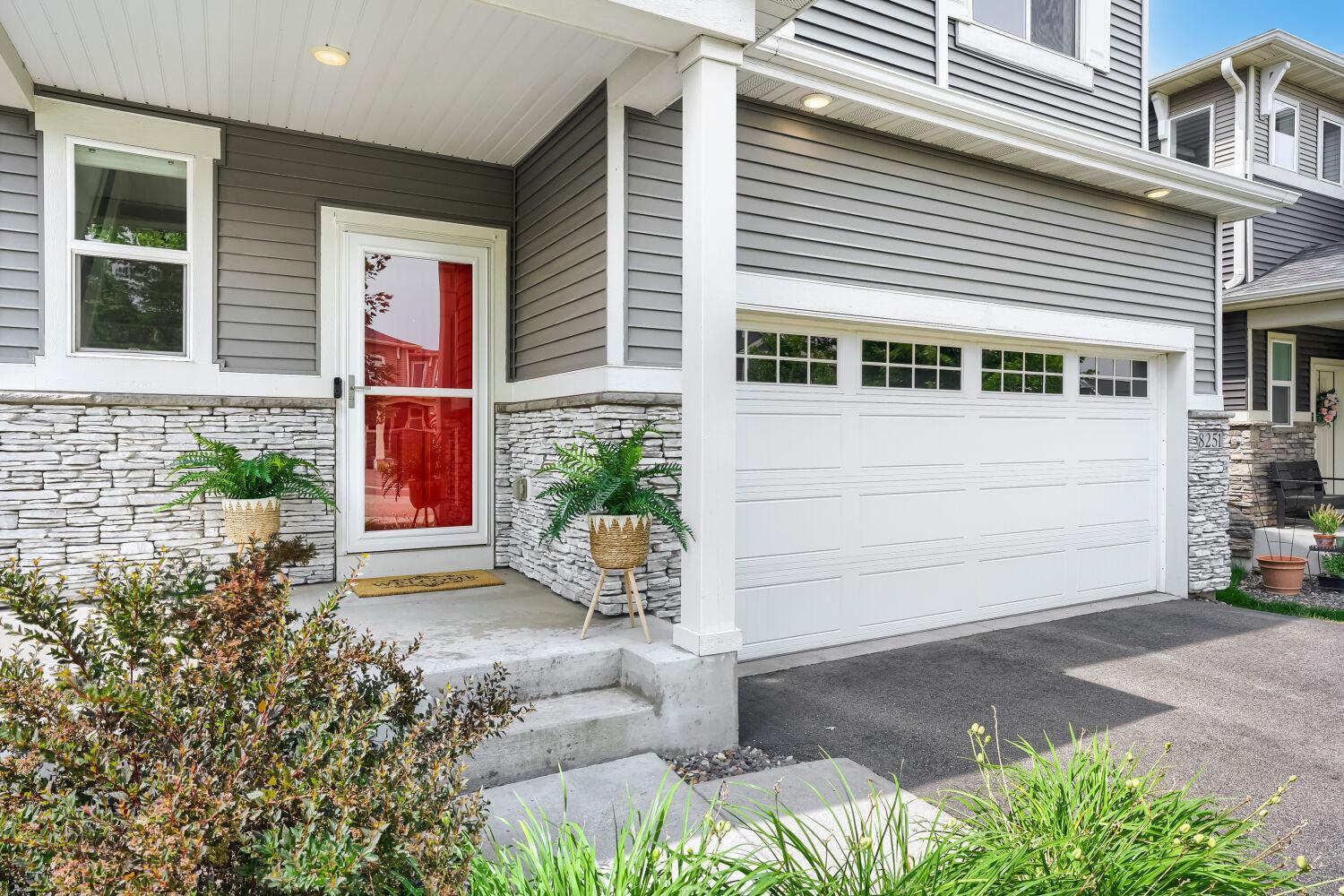 2nd image of 8251 Deerwood Ln N, Maple Grove, MN 55369 | MLS# 7104240