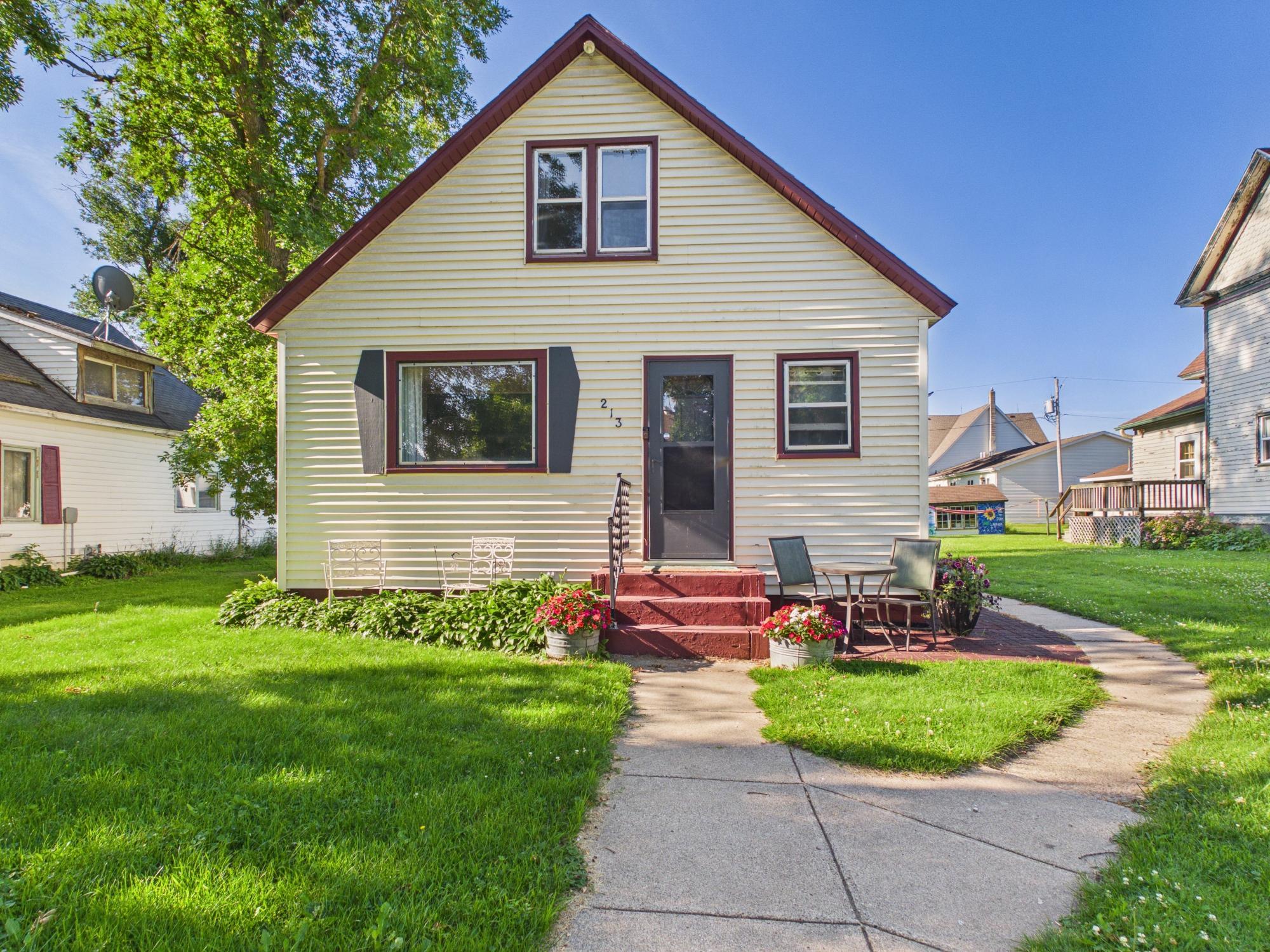 2nd image of 213 E 4th St, Cyrus, MN 56381 | MLS# 7104326
