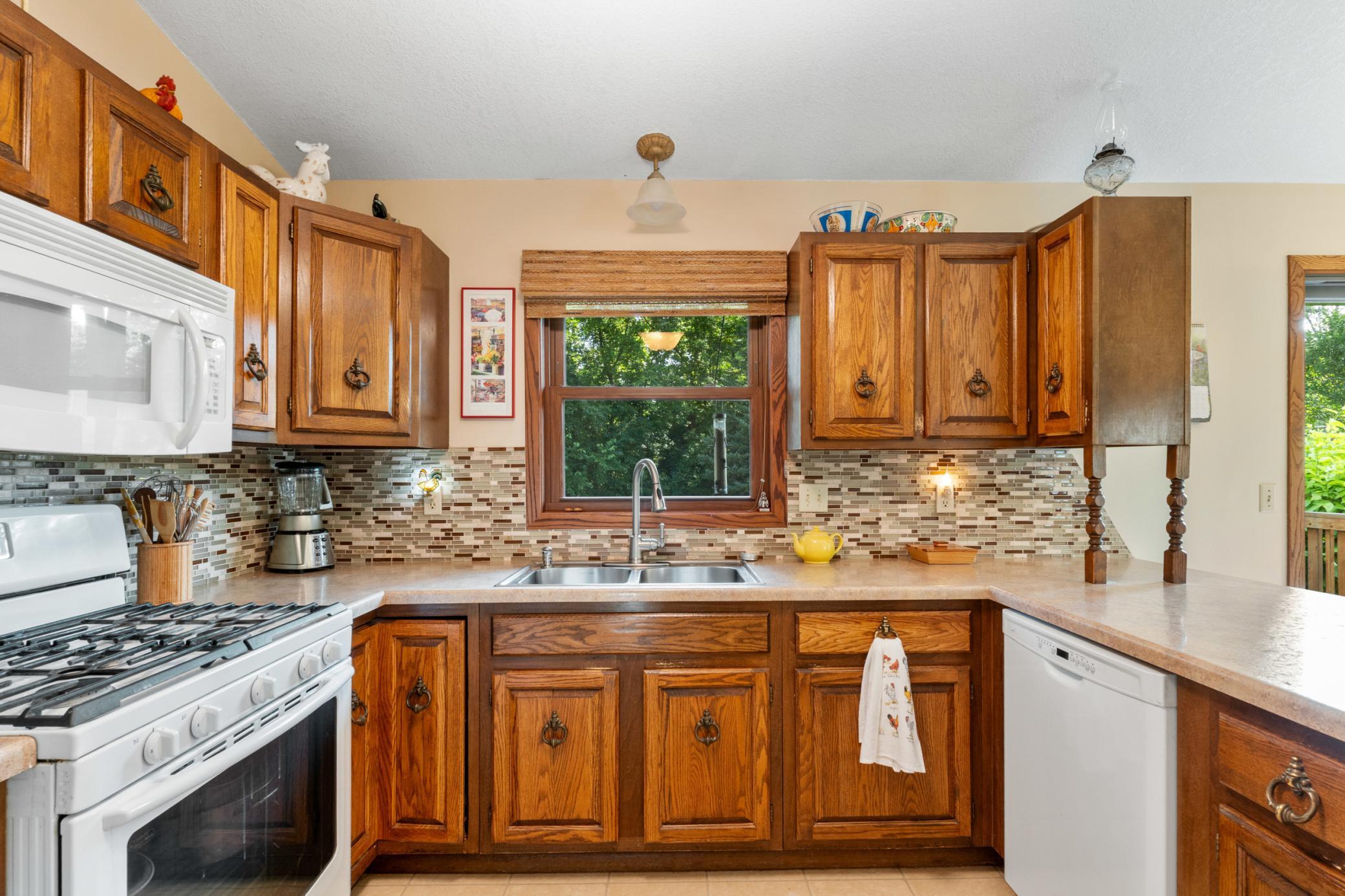 4th image of 2517 Woodland Dr, Faribault, MN 55021 | MLS# 7104364