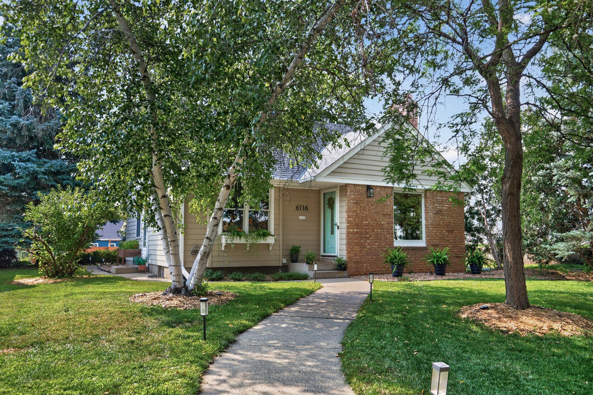 2nd image of 6116 Queen Ave S, Minneapolis, MN 55410 | MLS# 7104470