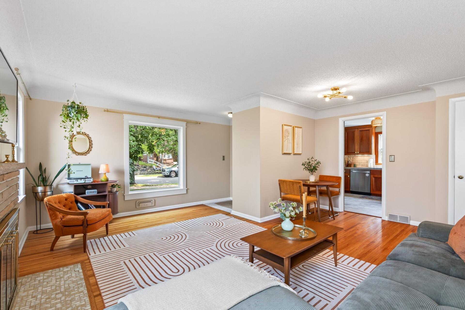 5th image of 6116 Queen Ave S, Minneapolis, MN 55410 | MLS# 7104470