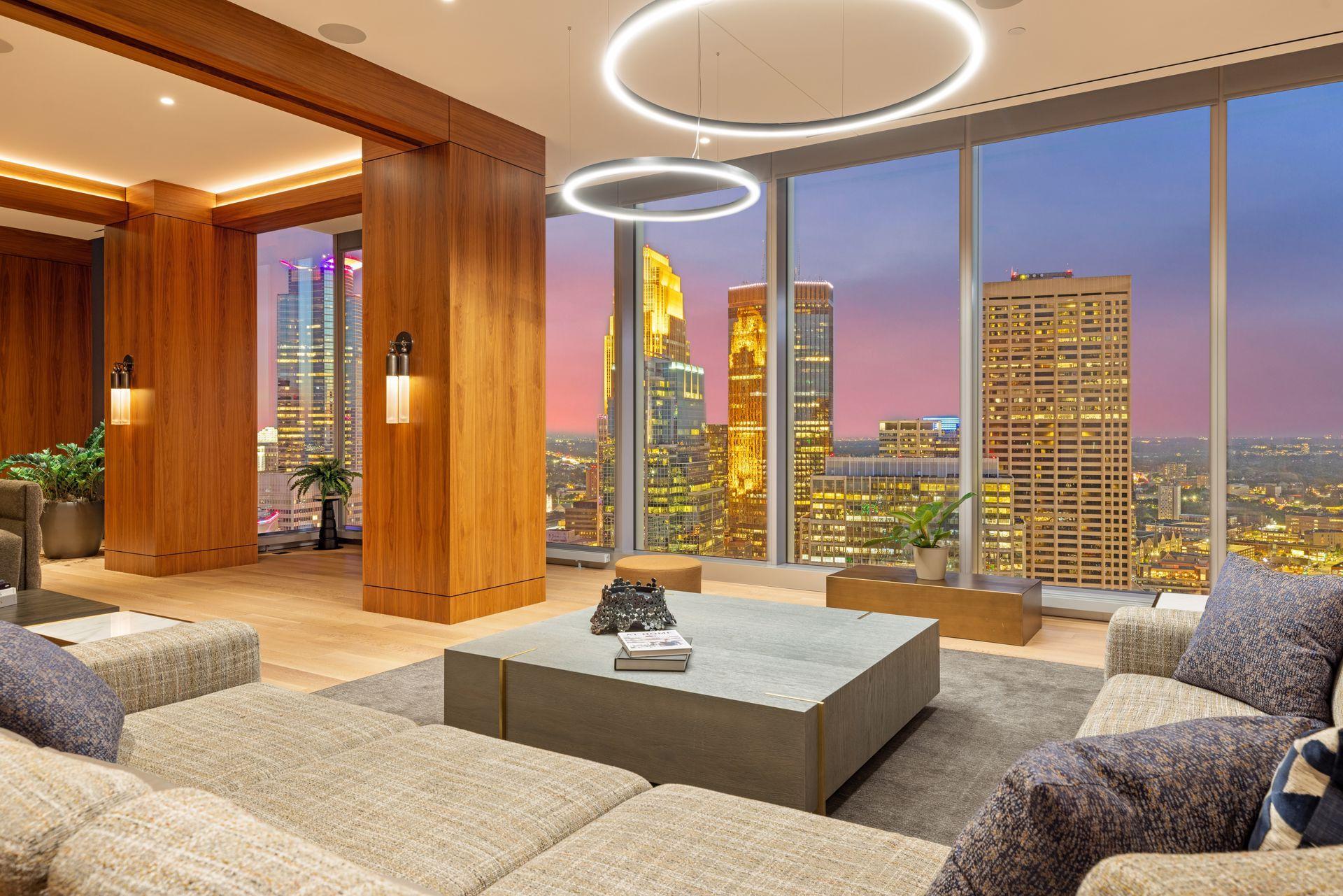 1st image of 255 Hennepin Ave #3505, Minneapolis, MN 55401 | MLS# 7104560