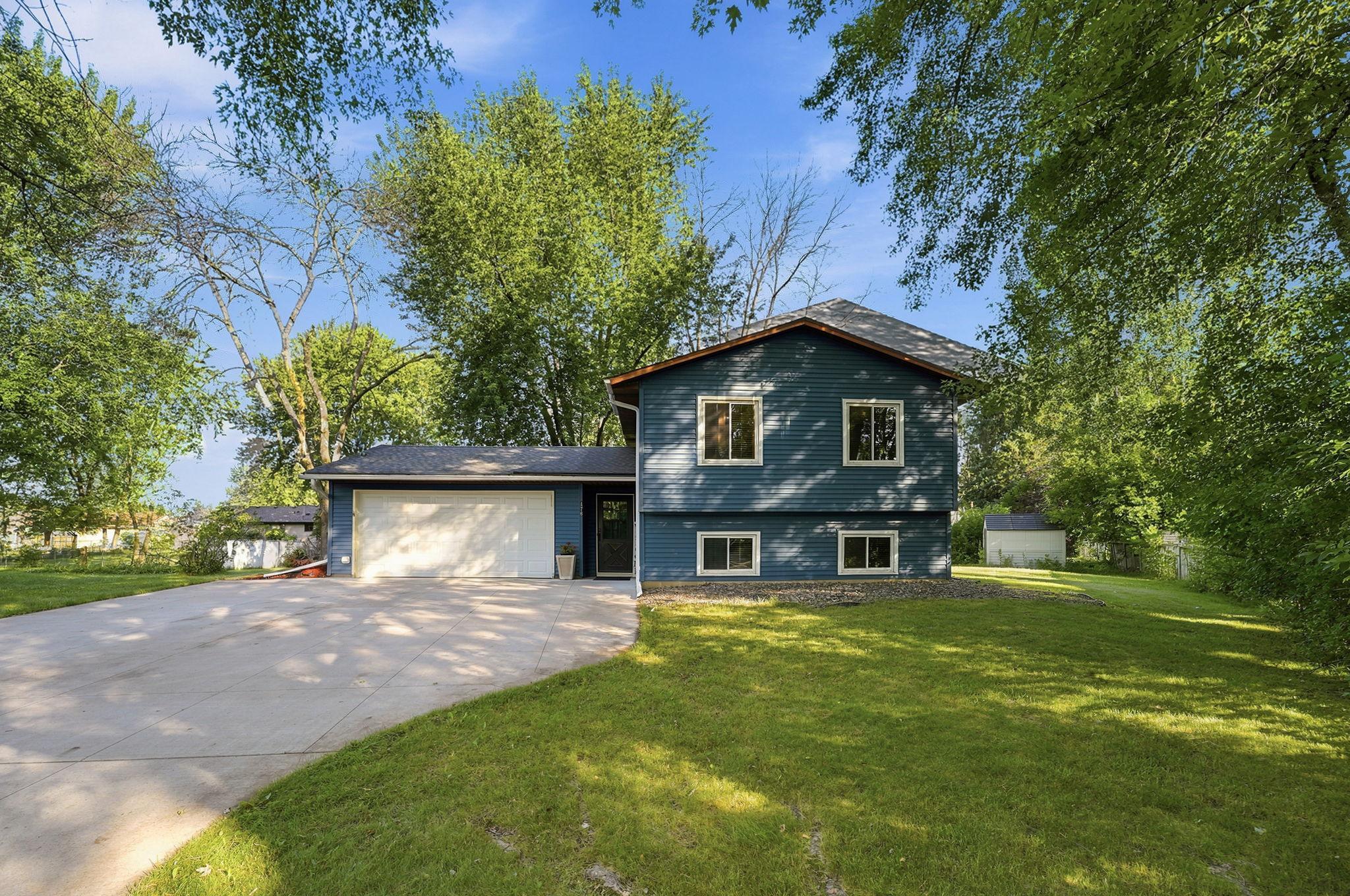 Homes for sale in Stillwater, MN | 176 Cottonwood Ct, Stillwater, MN 55082 | MLS# 7104587