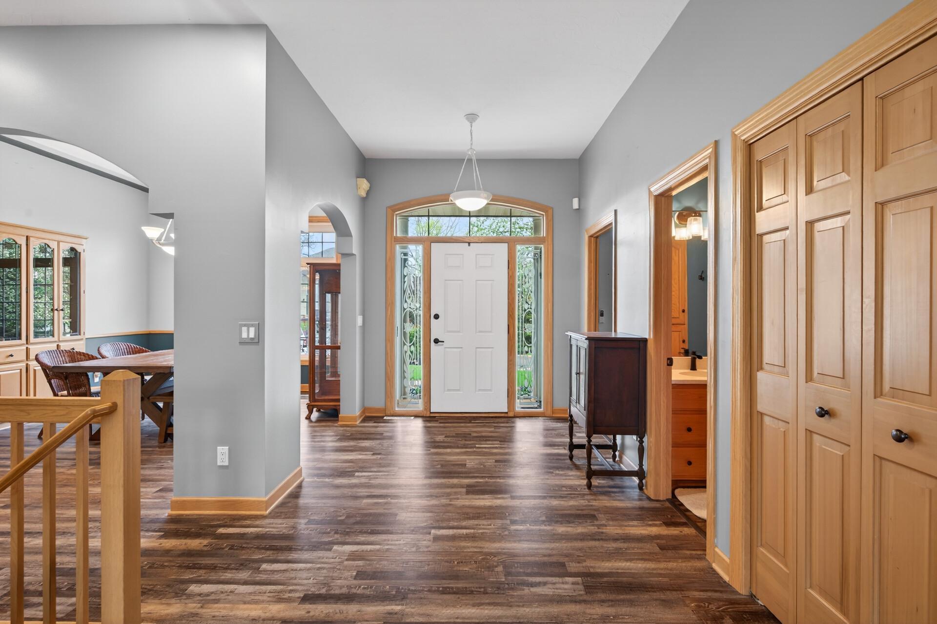 5th image of 11312 Kenworth Ln, Lakeville, MN 55044 | MLS# 7104609