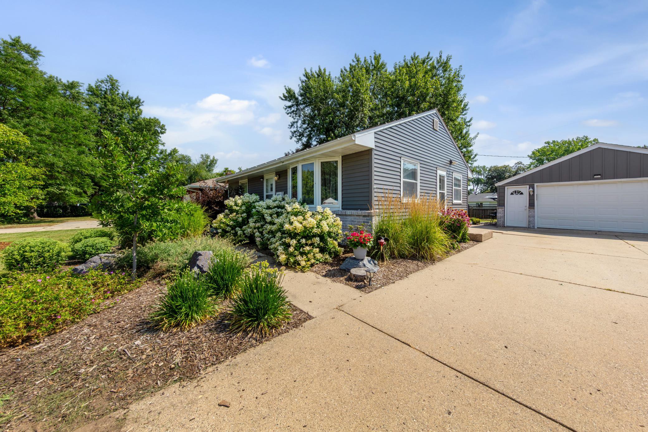 3rd image of 8501 Portland Ave S, Minneapolis, MN 55420 | MLS# 7104612