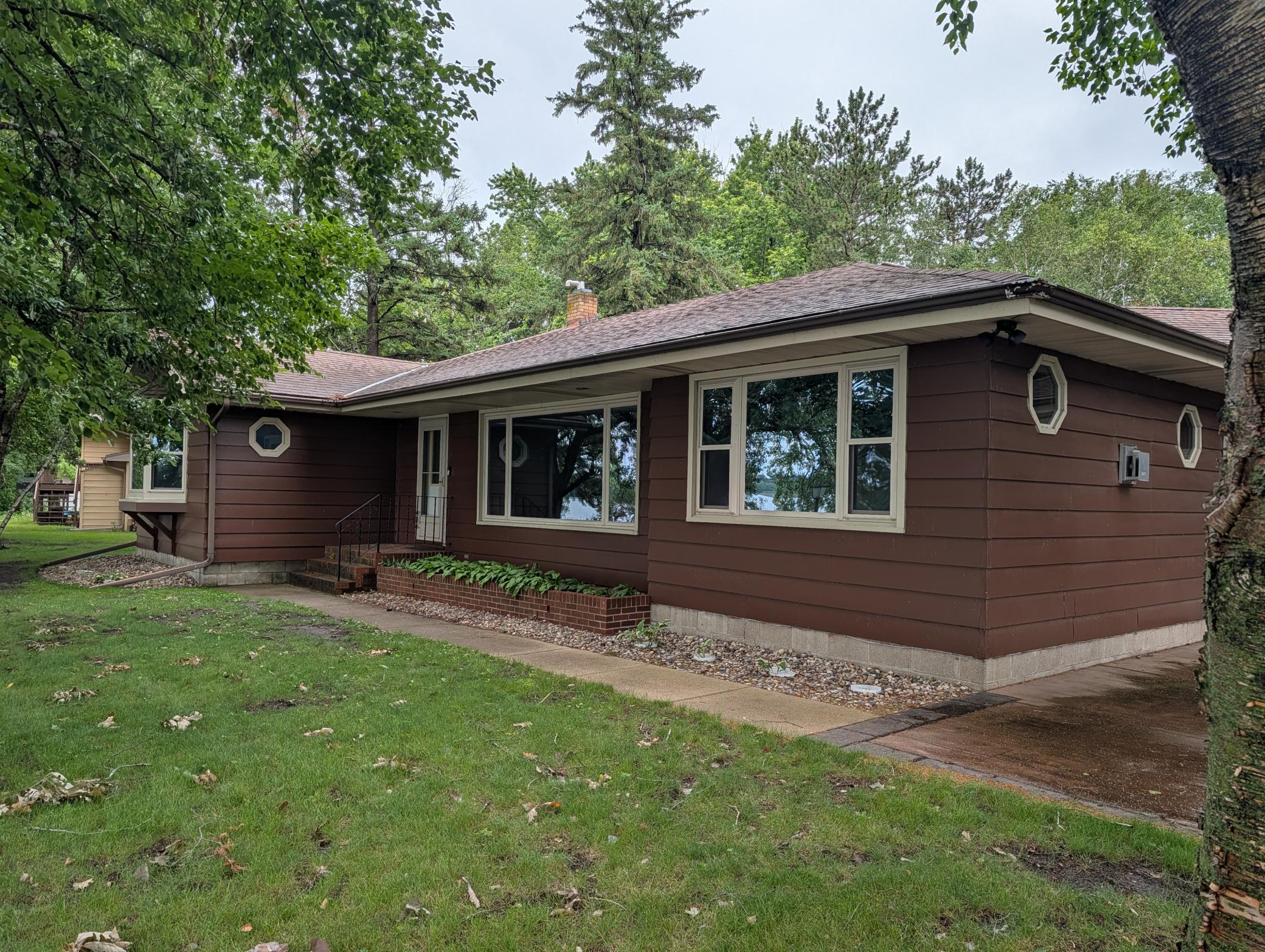 1st image of 2113 Country Club Dr Ne, Willmar, MN 56201 | MLS# 7104736