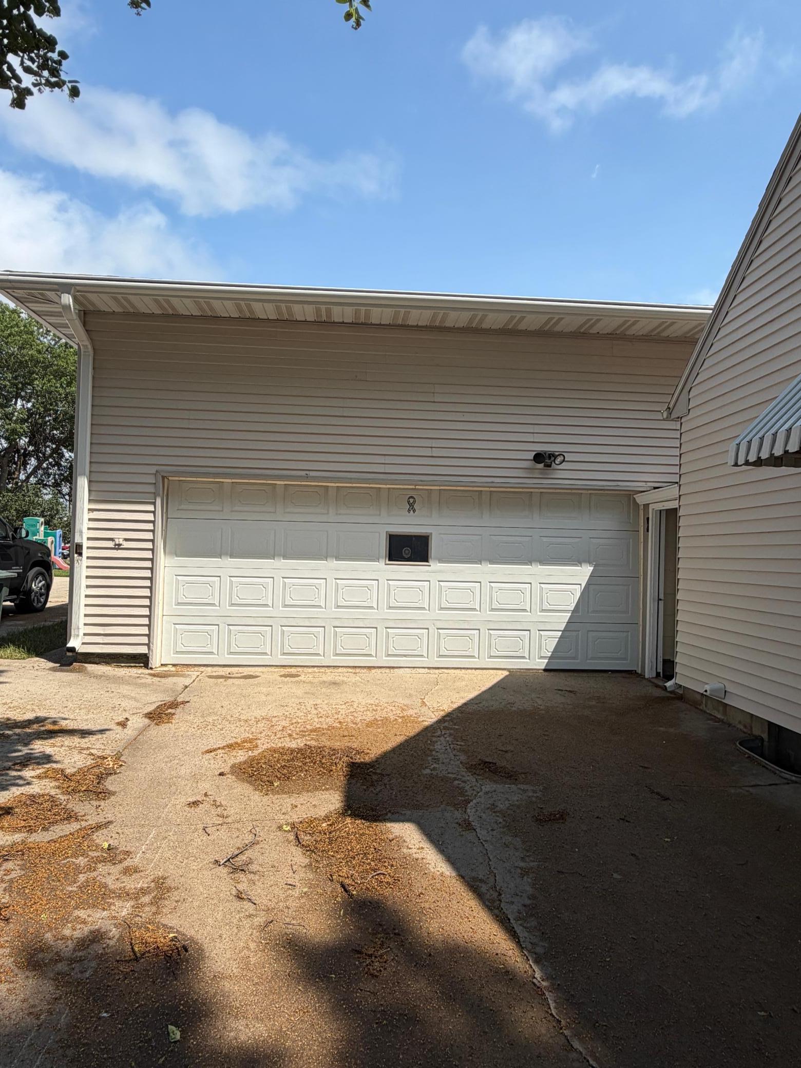 Homes for sale in Luverne, MN | 221 E Fletcher St, Luverne, MN 56156 | MLS# 7104815