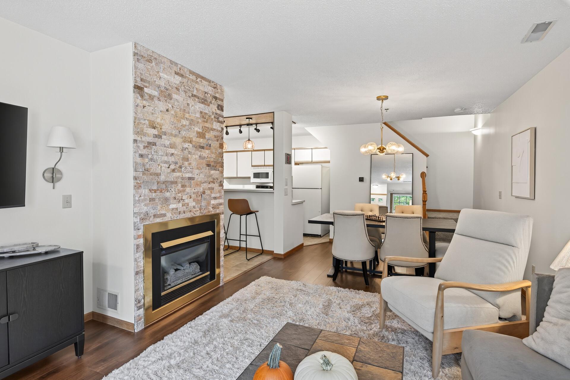 Homes for sale in Mendota Heights, MN | 2597 Bedford Ct #27, Mendota Heights, MN 55120 | MLS# 7104914