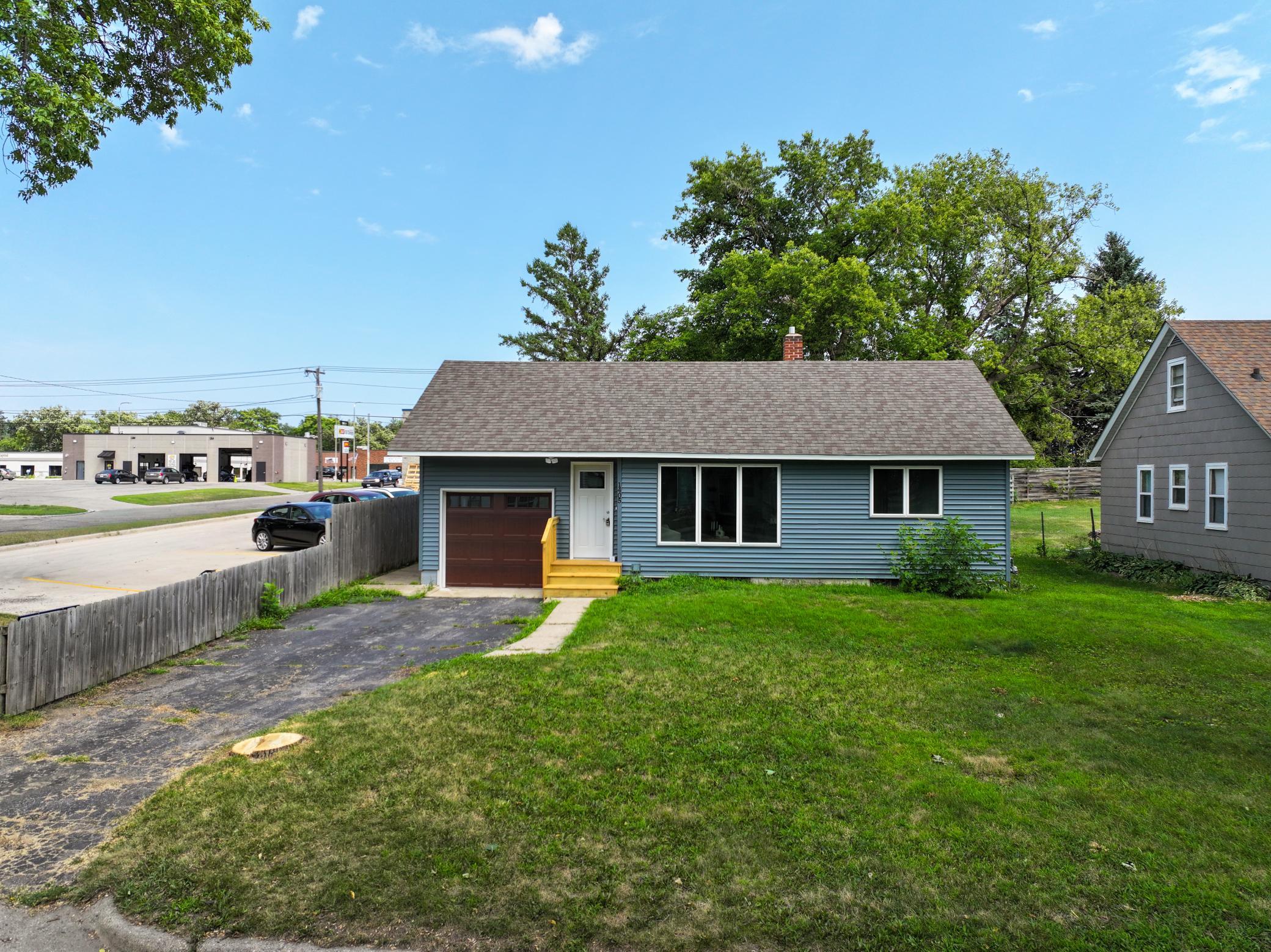2nd image of 1405 Fillmore St, Alexandria, MN 56308 | MLS# 7104941