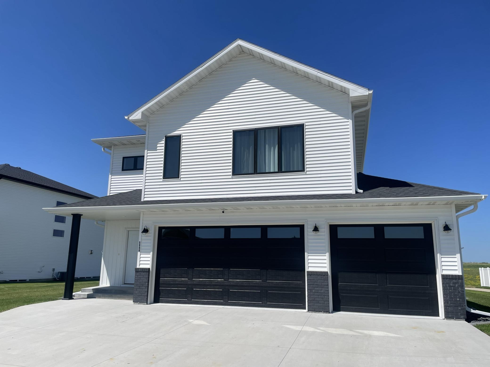 2nd image of 5006 11th St W, West Fargo, ND 58078 | MLS# 7104972