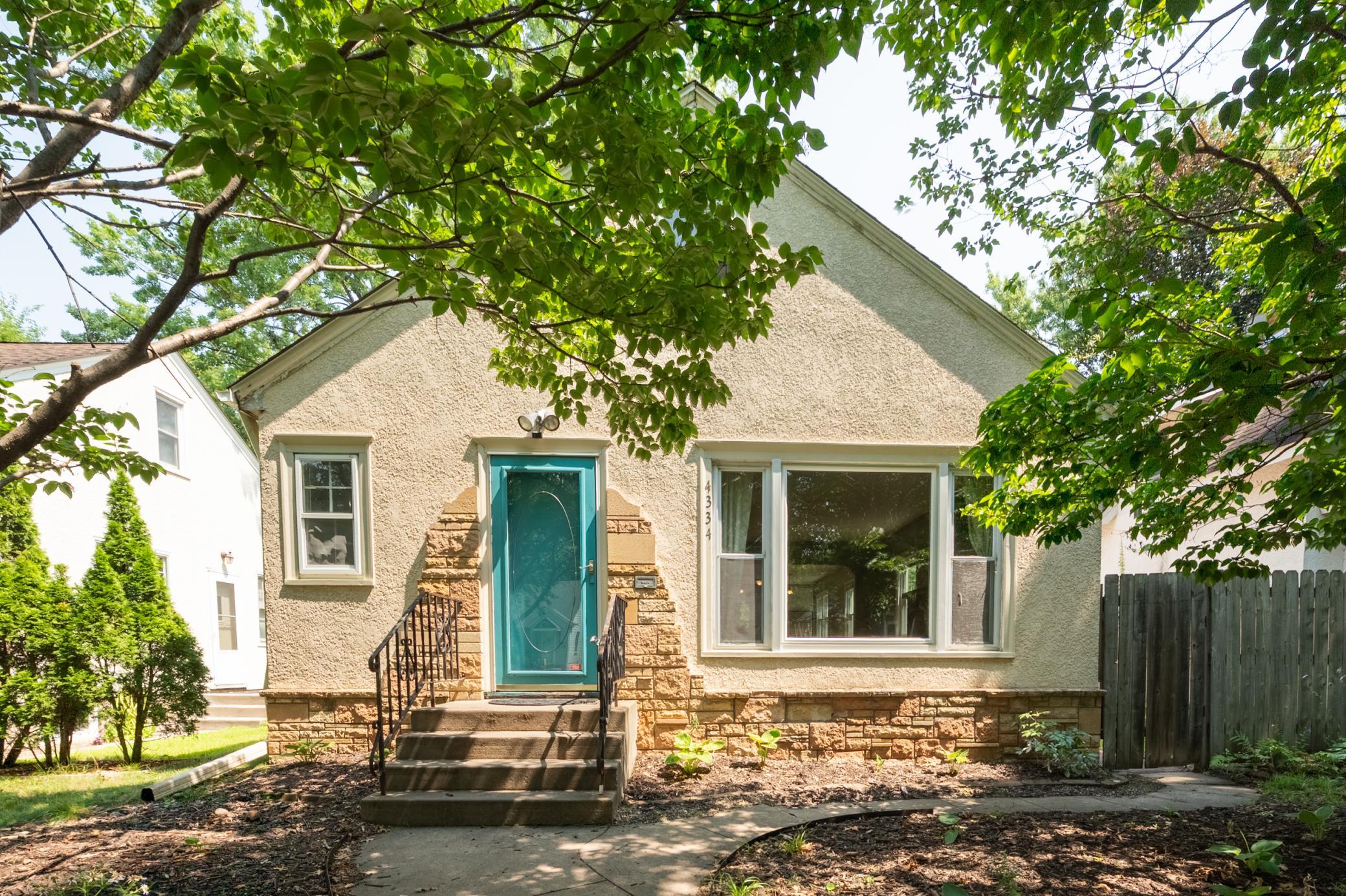 3rd image of 4334 Oliver Ave N, Minneapolis, MN 55412 | MLS# 7105070