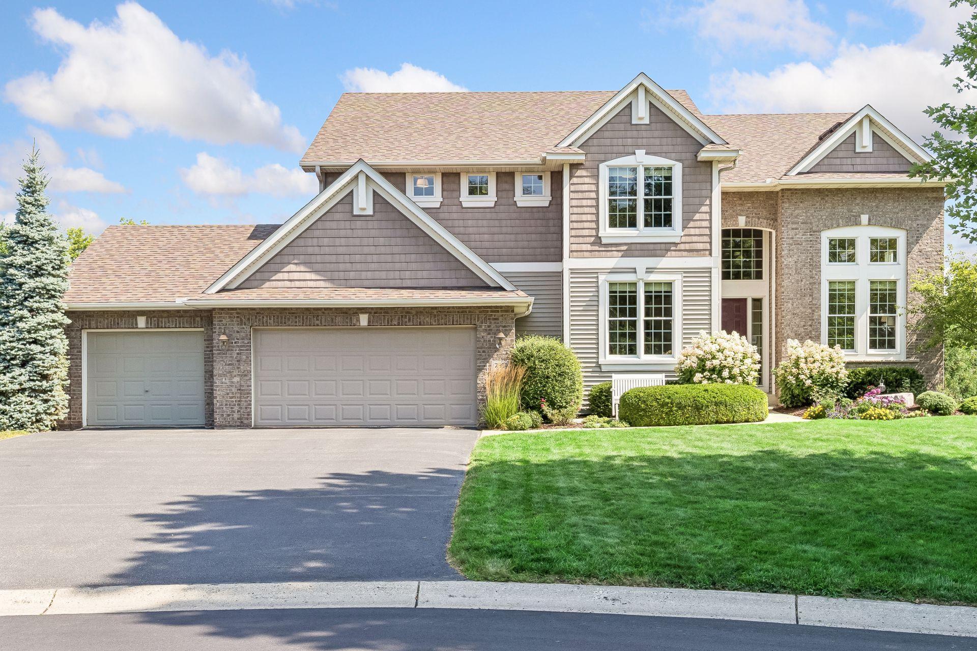 1st image of 7569 Ridgeview Pt, Chanhassen, MN 55317 | MLS# 7105077