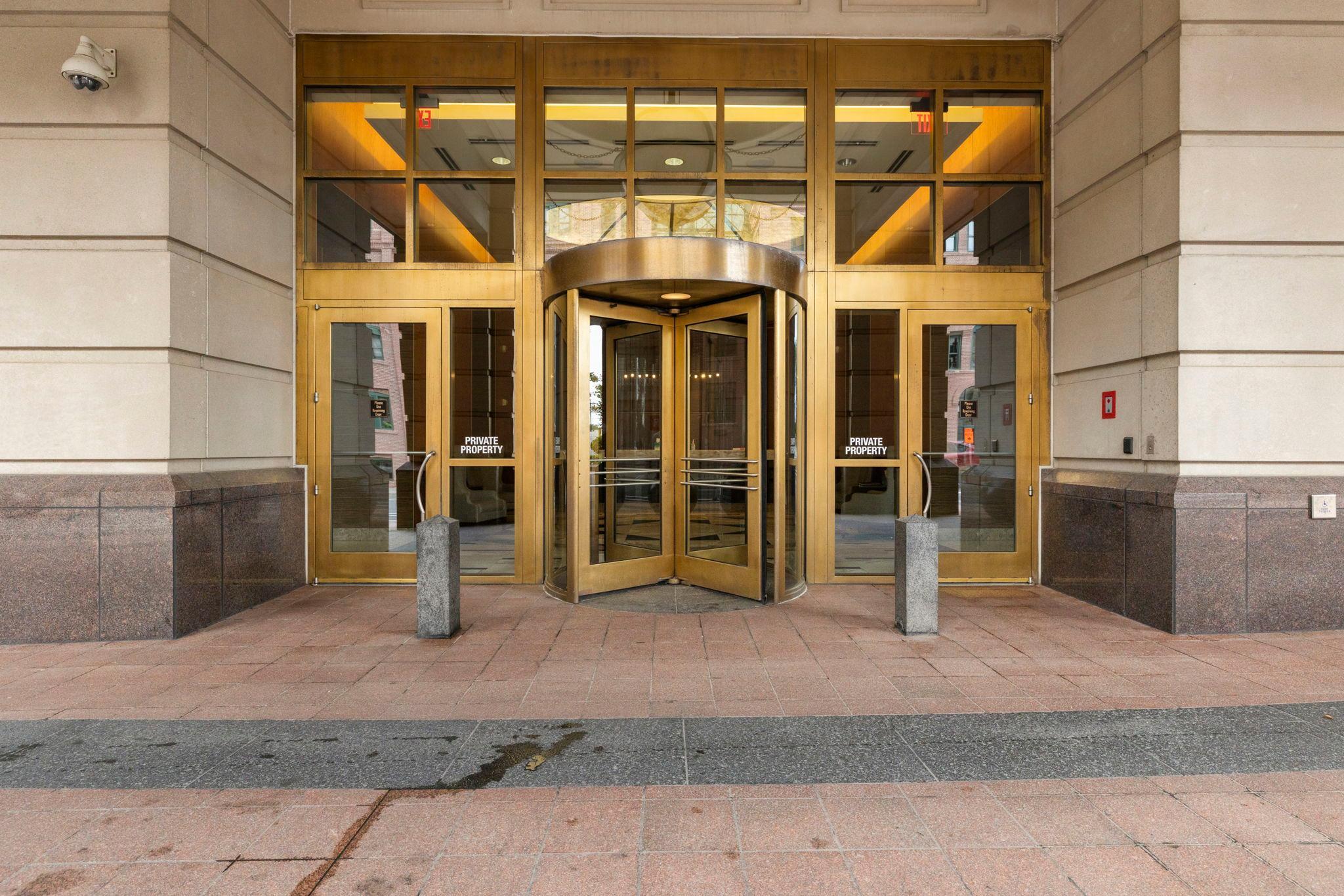 5th image of The Carlyle, Minneapolis, MN 55401