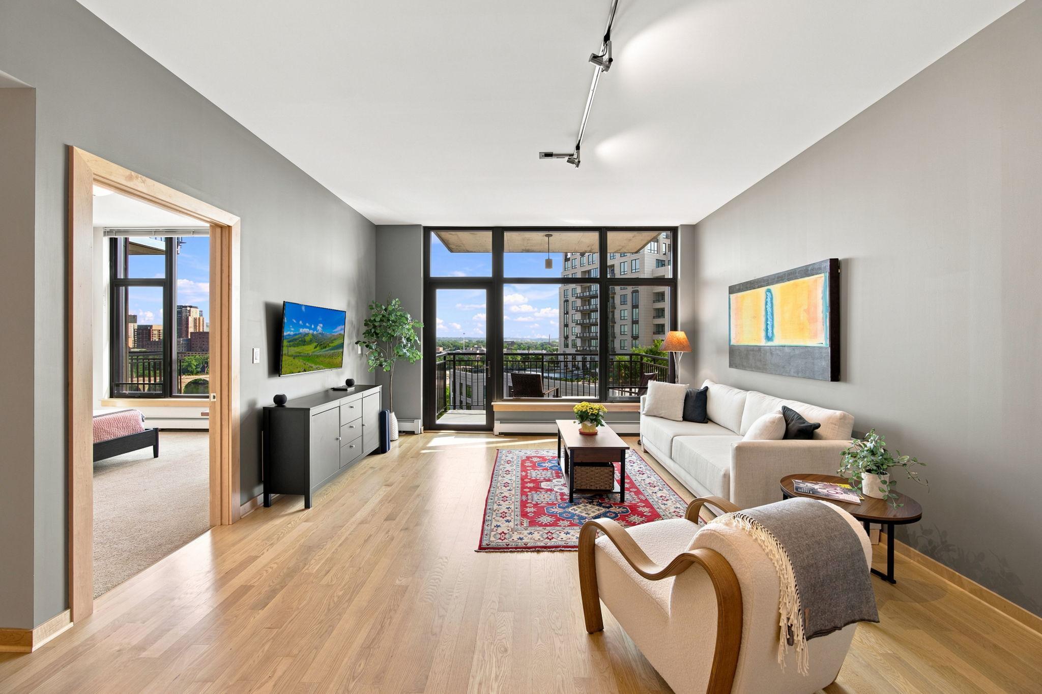 3rd image of 1120 S 2Nd St #903, Minneapolis, MN 55415 | MLS# 7105427