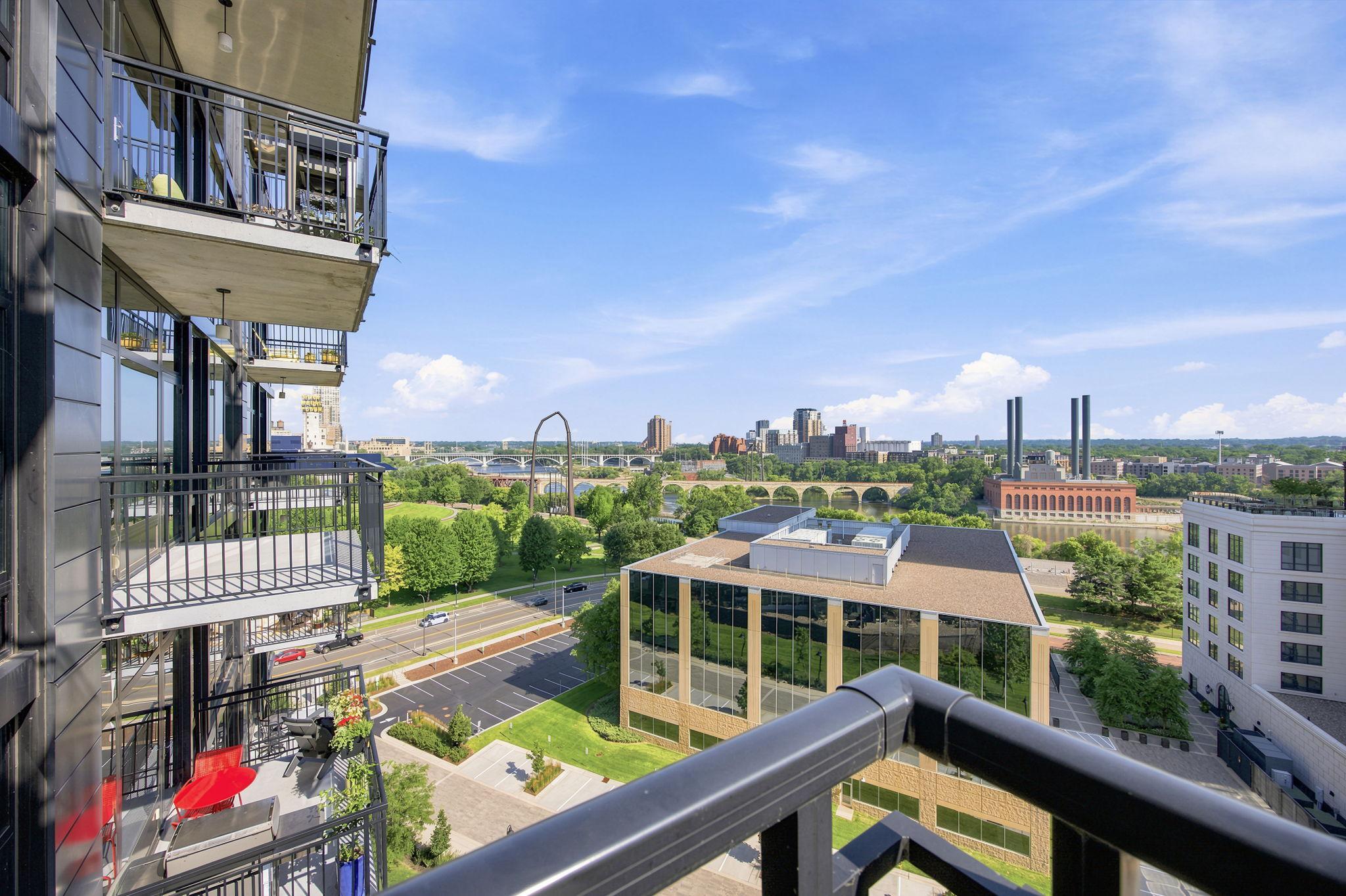 1st image of 1120 S 2Nd St #903, Minneapolis, MN 55415 | MLS# 7105427