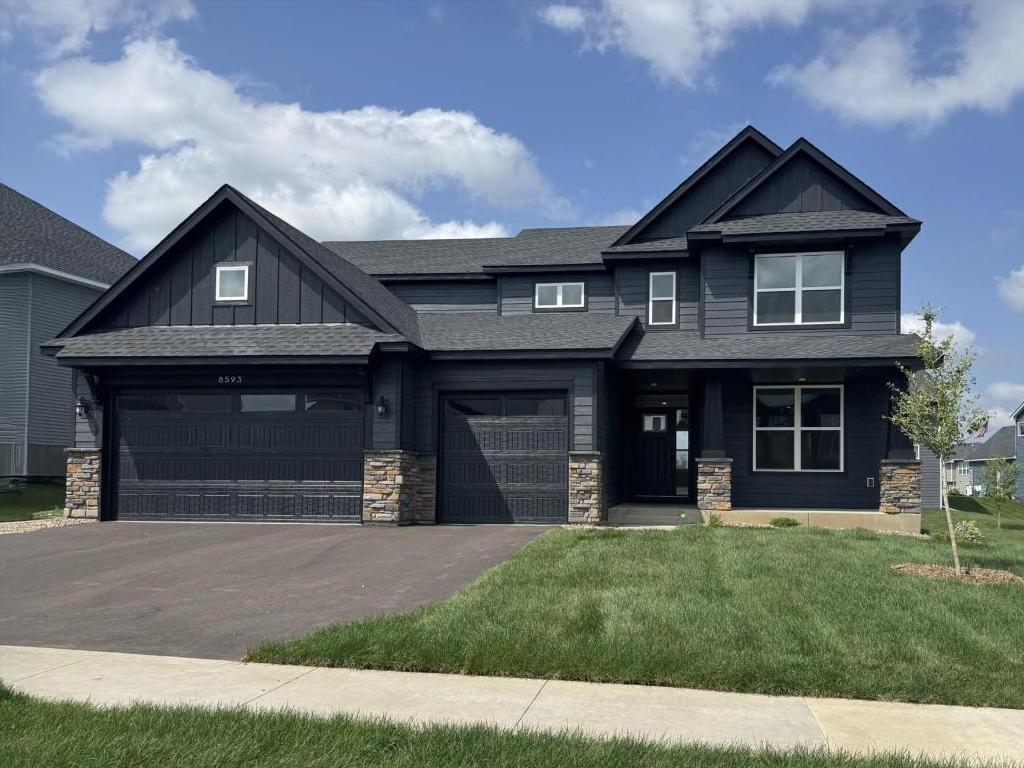 1st image of 8593 183rd St W, Lakeville, MN 55044 | MLS# 7105531