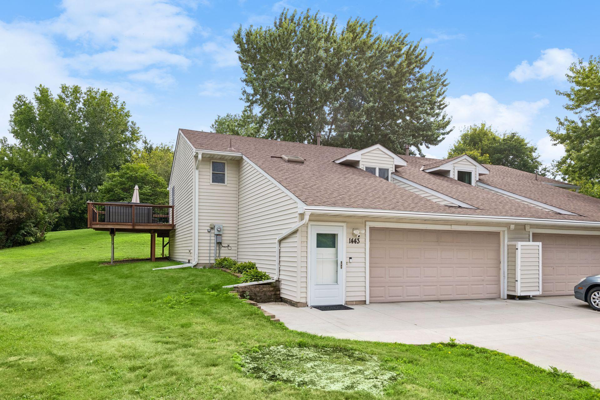 1st image of 1443 Independence Ave, Chaska, MN 55318 | MLS# 7105675