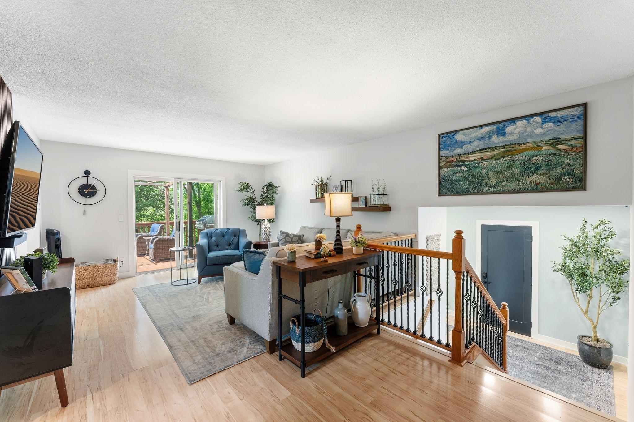 4th image of 16320 Lake Ridge Dr, Maple Grove, MN 55311 | MLS# 7105709