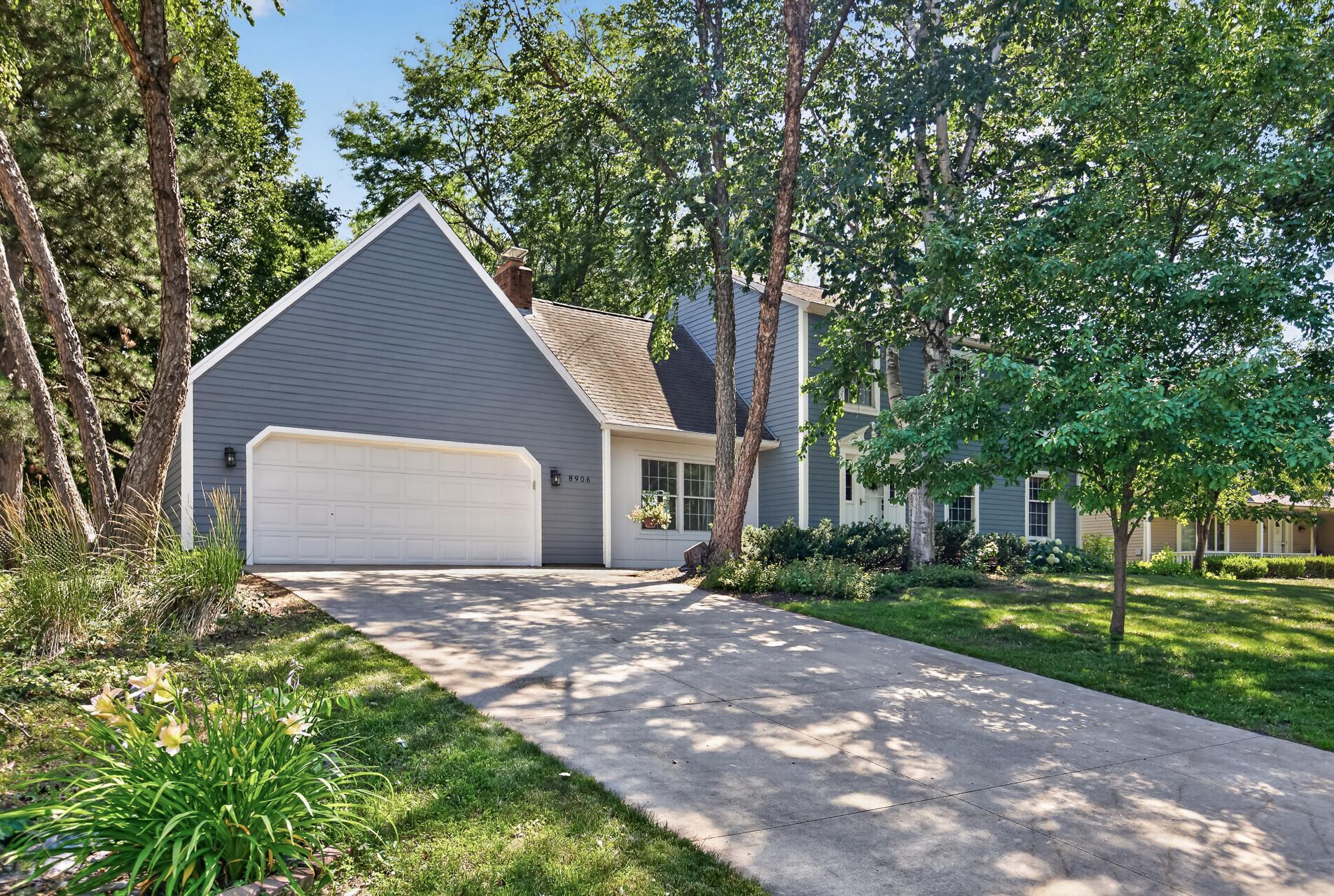1st image of 8906 138th Street Ct, Apple Valley, MN 55124 | MLS# 7105716