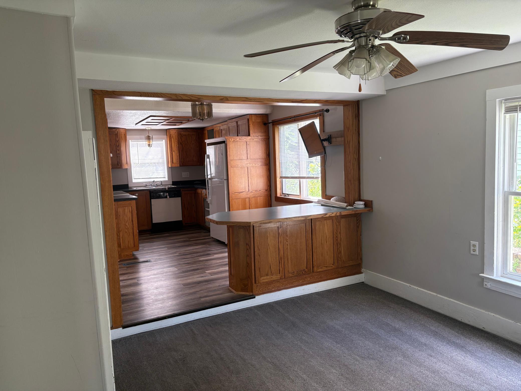 2nd image of 907 2nd Ave Nw, Faribault, MN 55021 | MLS# 7105760