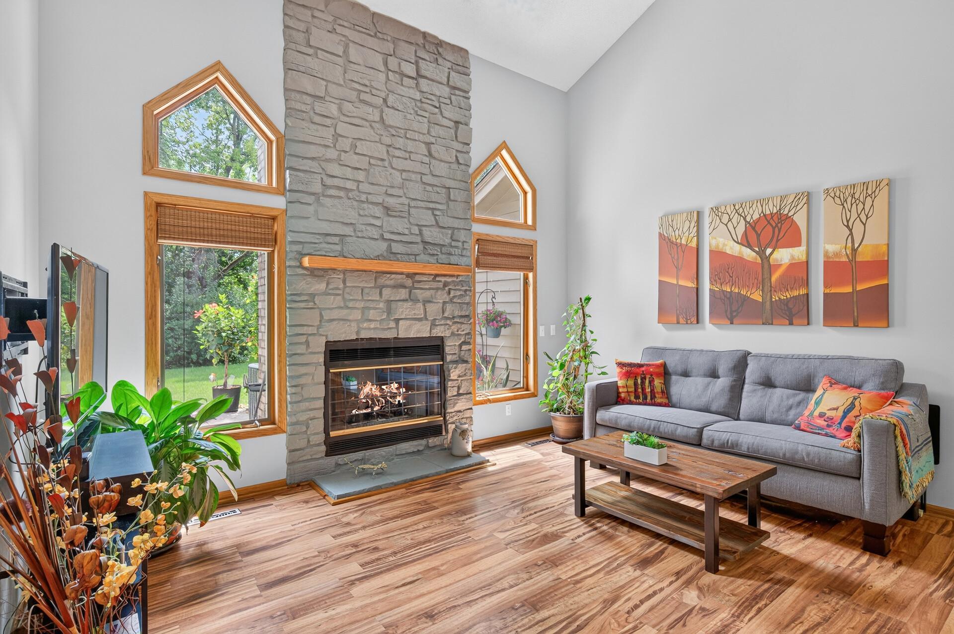 4th image of 13125 Gemstone Ct, Saint Paul, MN 55124 | MLS# 7105775