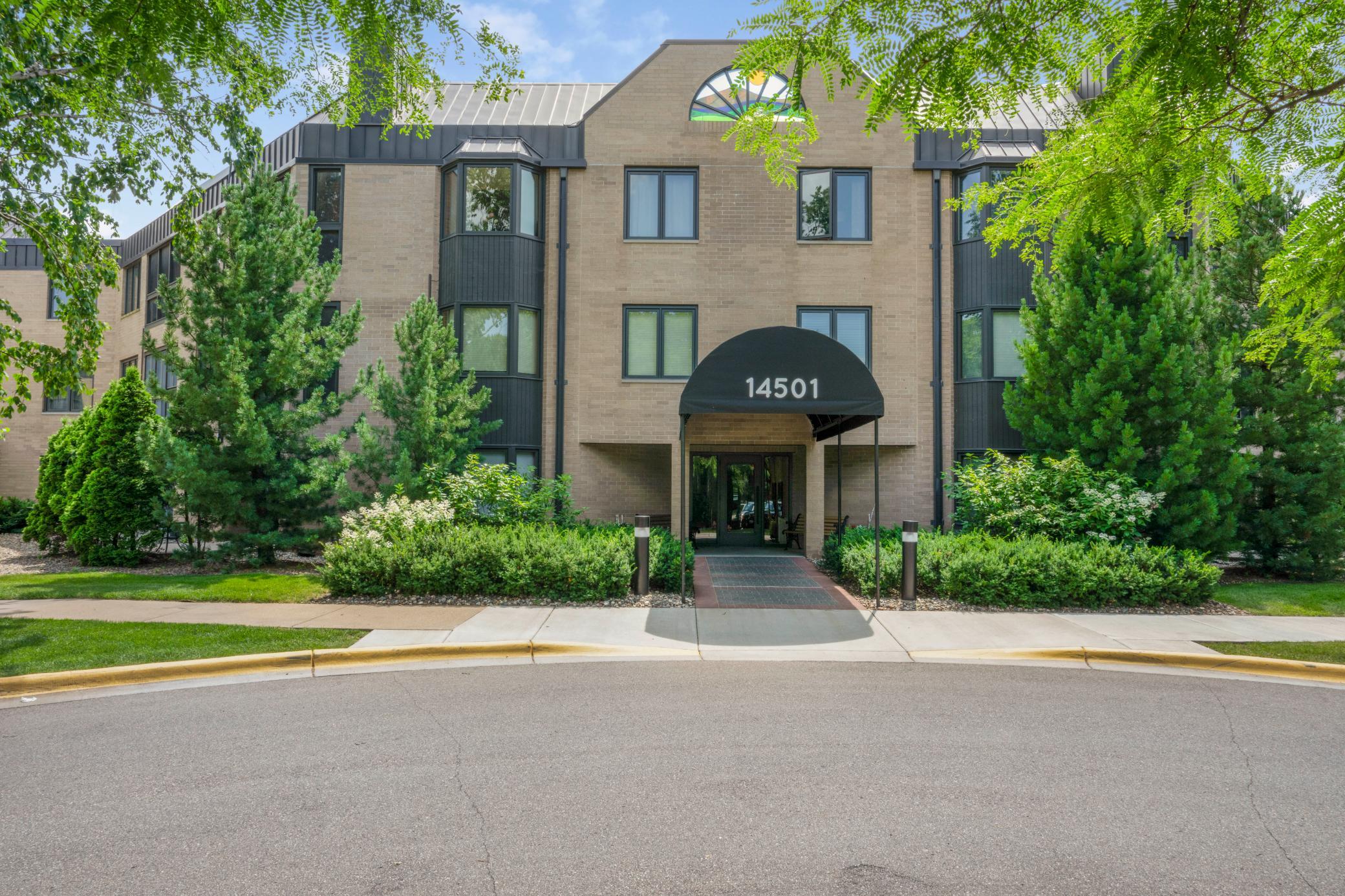 Homes for sale in Minnetonka, MN | 14501 Atrium Wy #225, Minnetonka, MN 55345 | MLS# 7105838