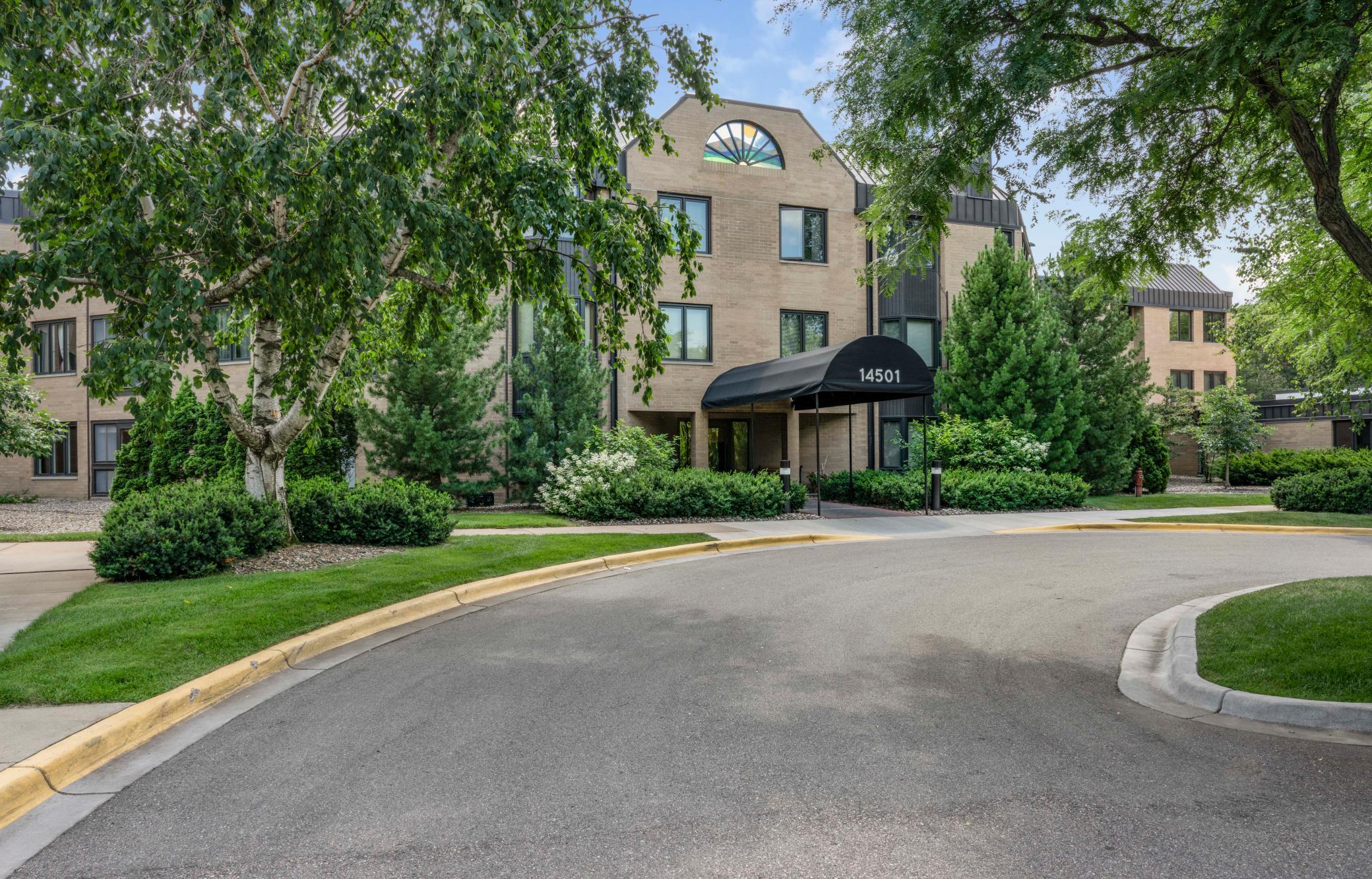 Homes for sale in Minnetonka, MN | 14501 Atrium Wy #225, Minnetonka, MN 55345 | MLS# 7105838