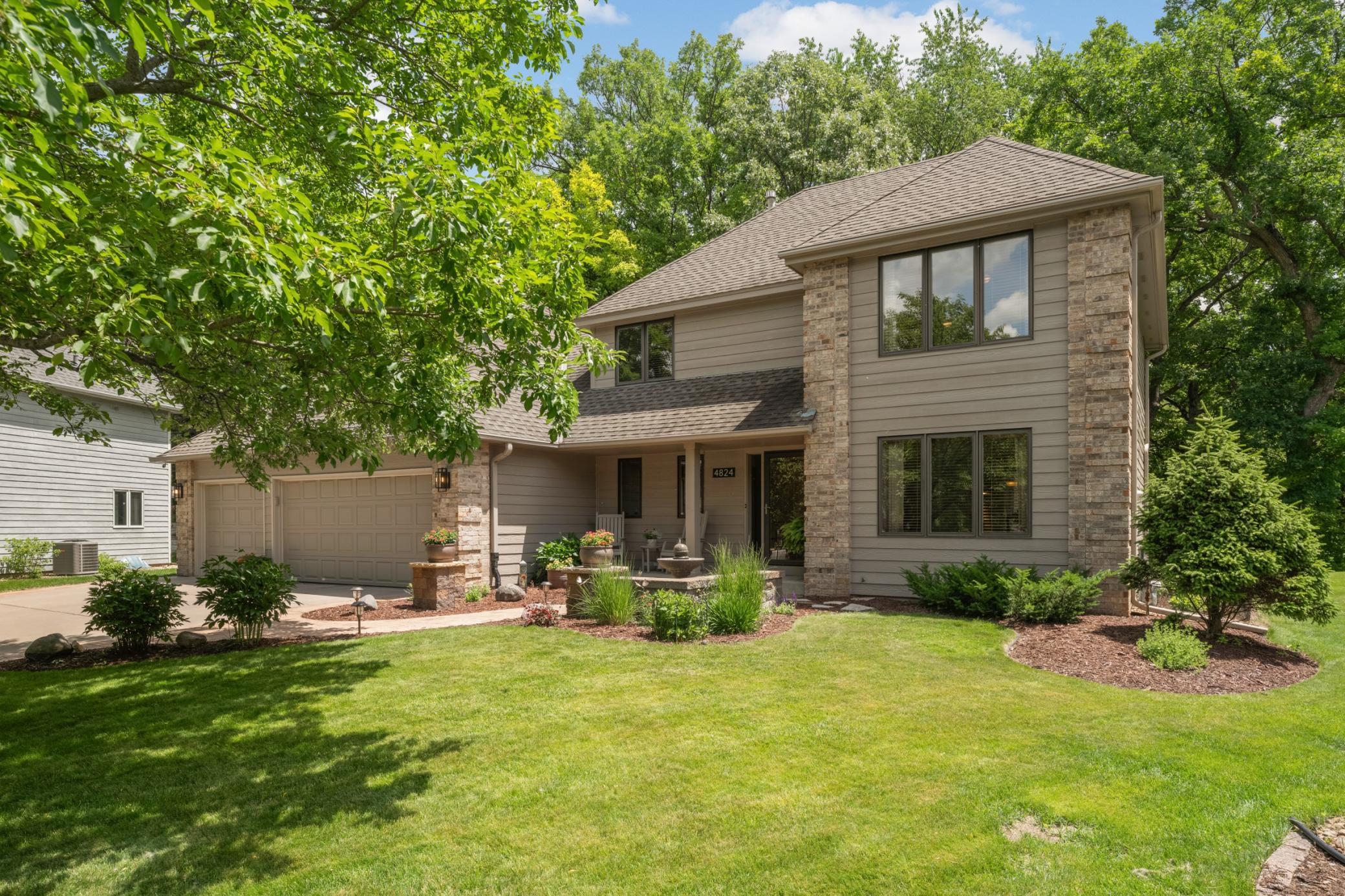 2nd image of 4824 Whispering Ct, Saint Paul, MN 55122 | MLS# 7105964