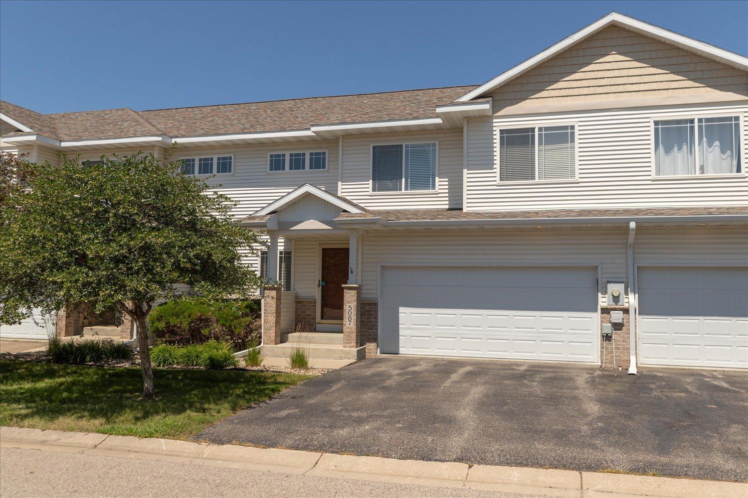 1st image of 5087 Foxfield Dr Nw, Rochester, MN 55901 | MLS# 7106097