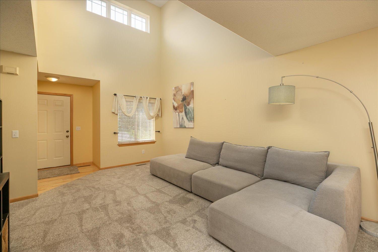 4th image of 5087 Foxfield Dr Nw, Rochester, MN 55901 | MLS# 7106097