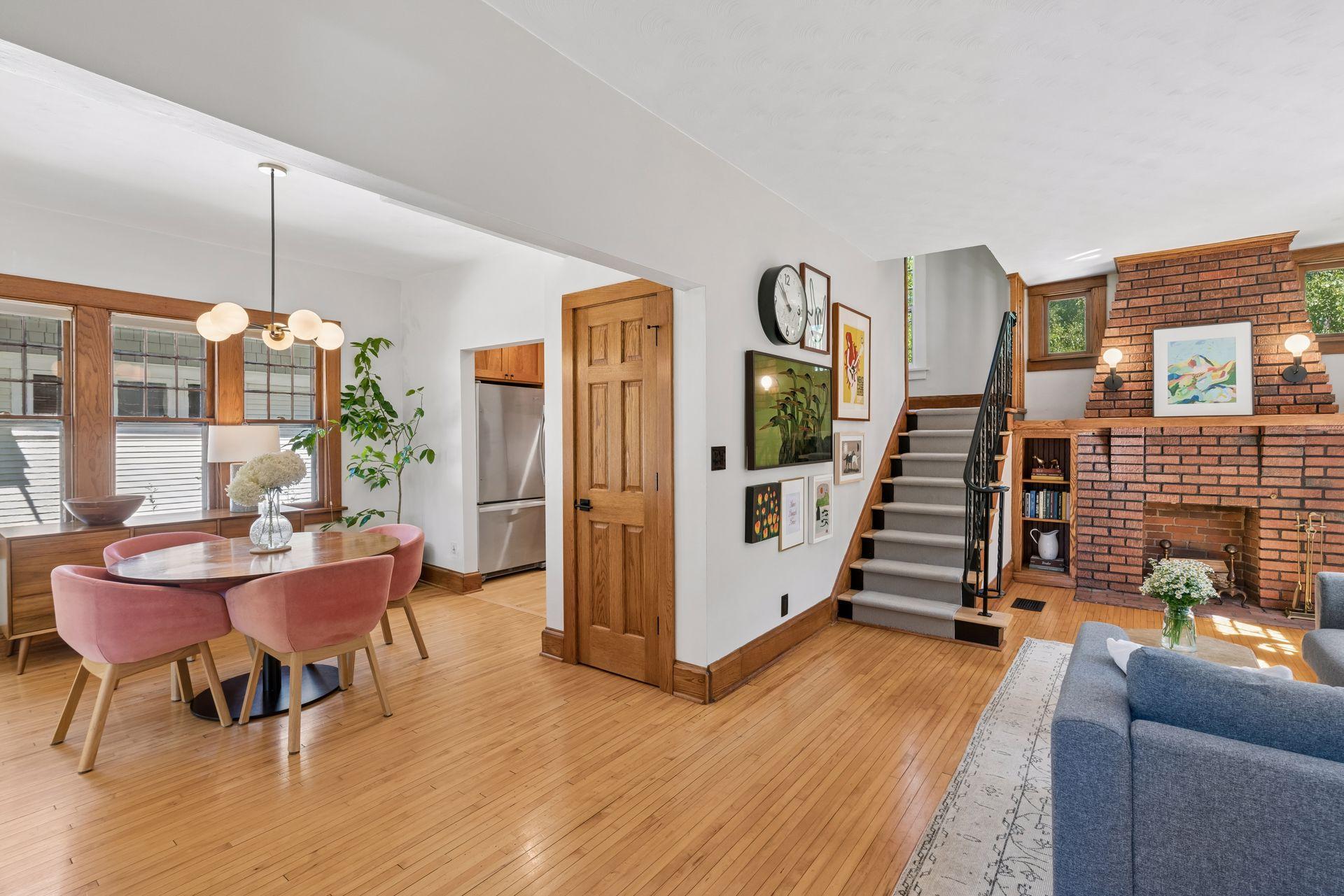 2nd image of 2221 Selby Ave, Saint Paul, MN 55104 | MLS# 7106138